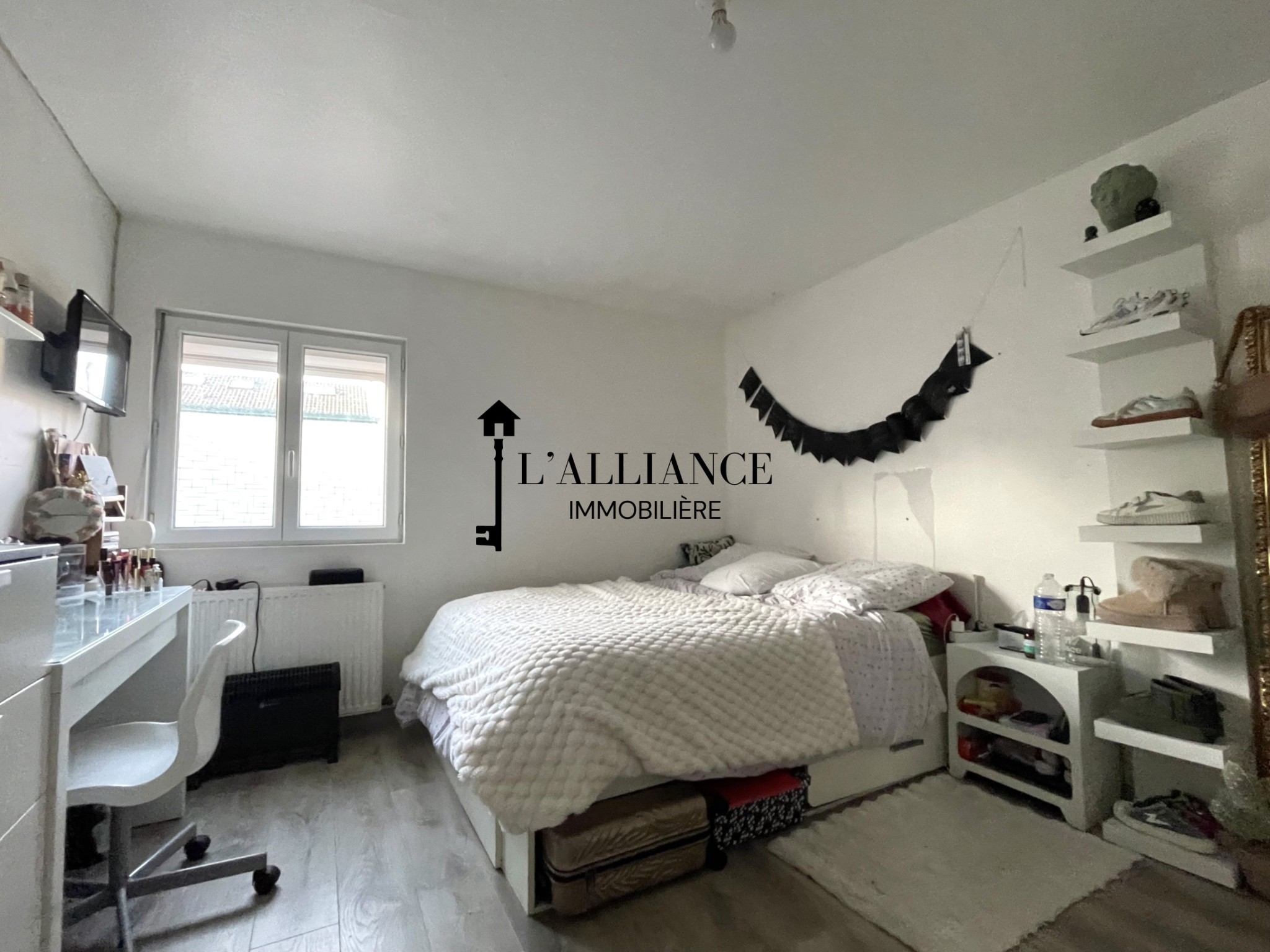 Belle maison de plain-pied de 170 m2   5 chambres   Grand jardin et dépendances   Proche commodités — photo 7