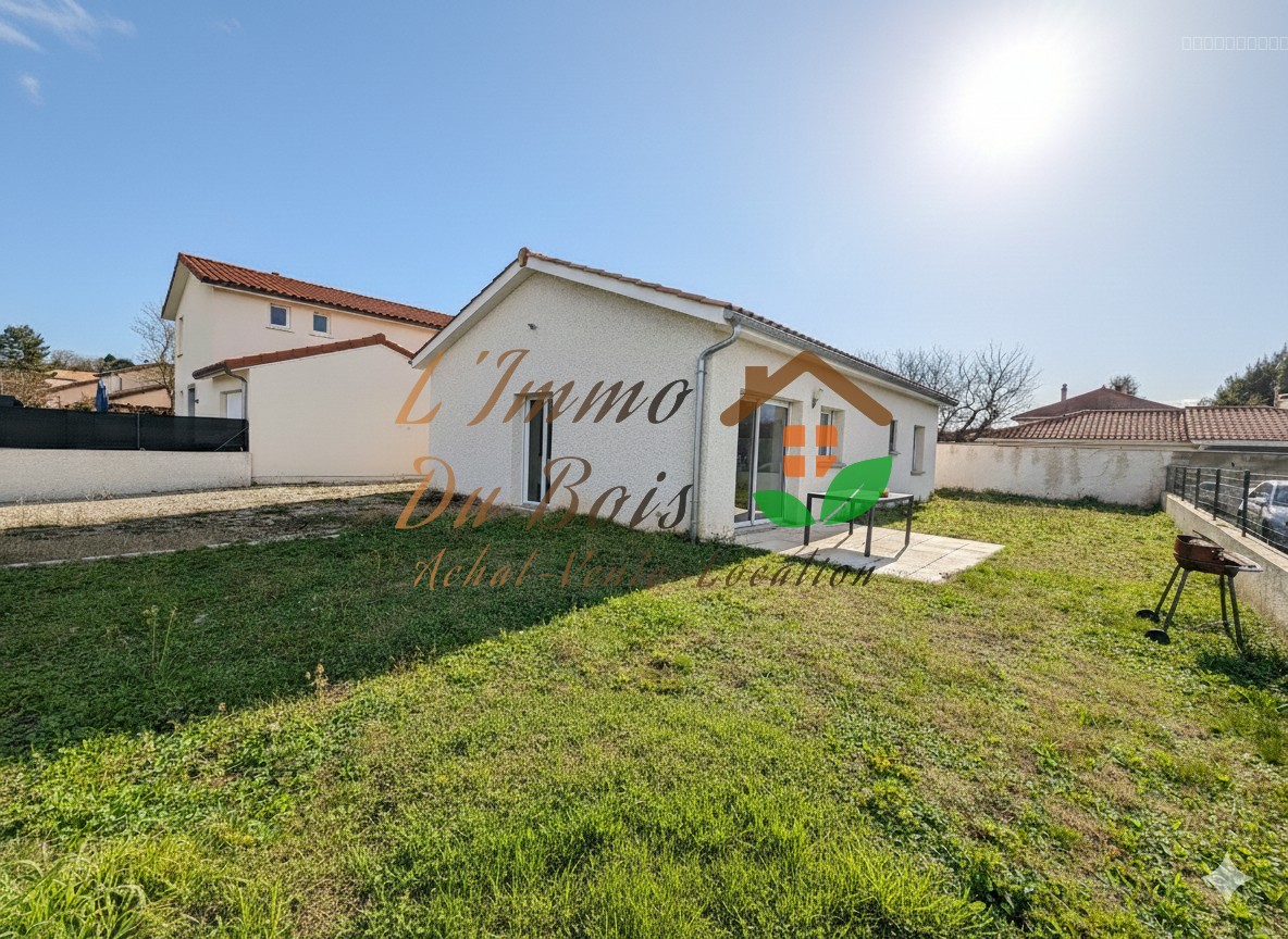 Maison à louer à Roussillon, 84,1 m², 4 pièces – photo 1 sur 12