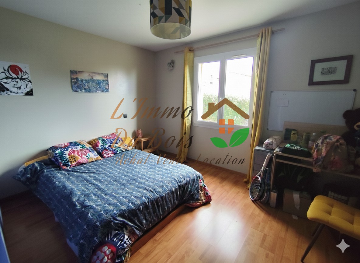 Maison avec jardin, piscine et sous-sol complet — photo 8