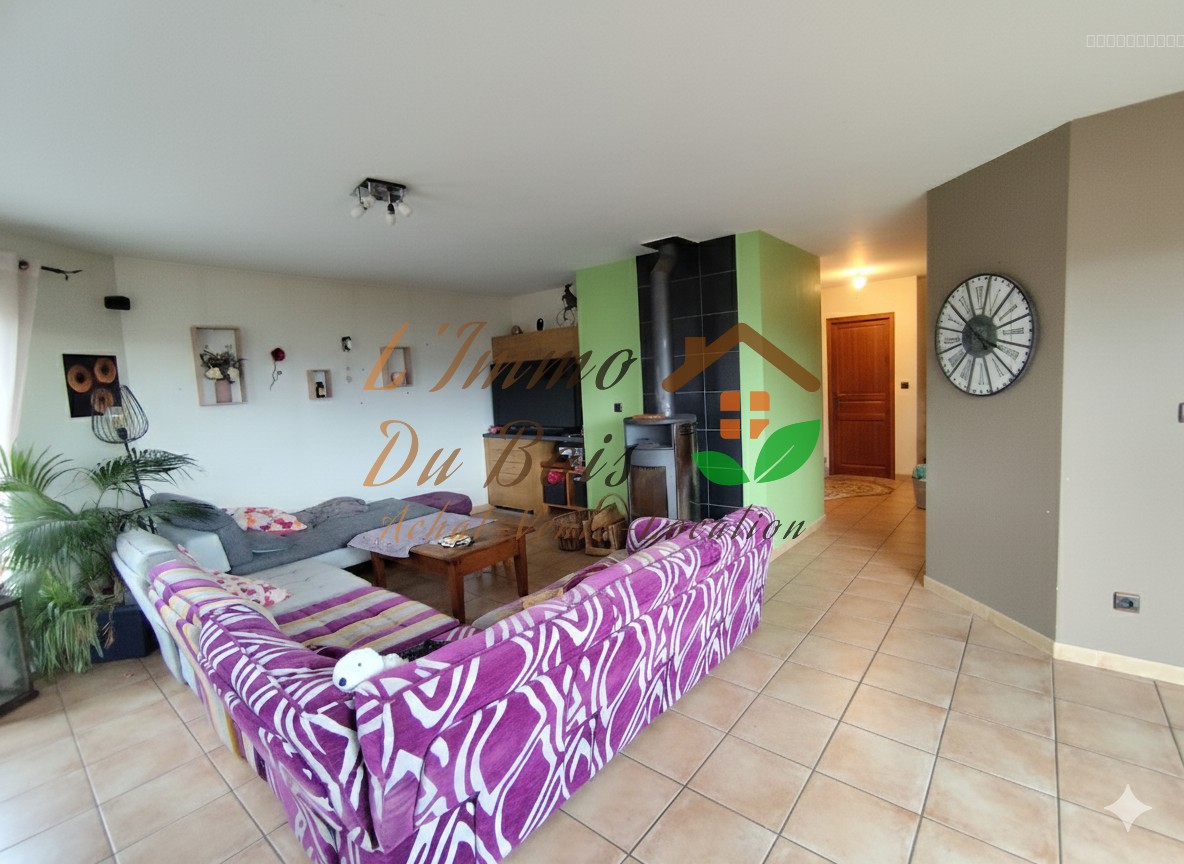 Maison avec jardin, piscine et sous-sol complet — photo 7