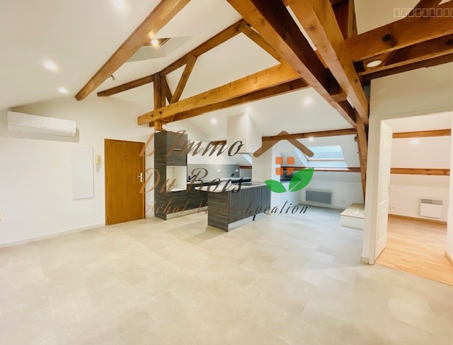 Appartement à vendre à Roussillon, 68,63 m², 4 pièces – photo 1 sur 6