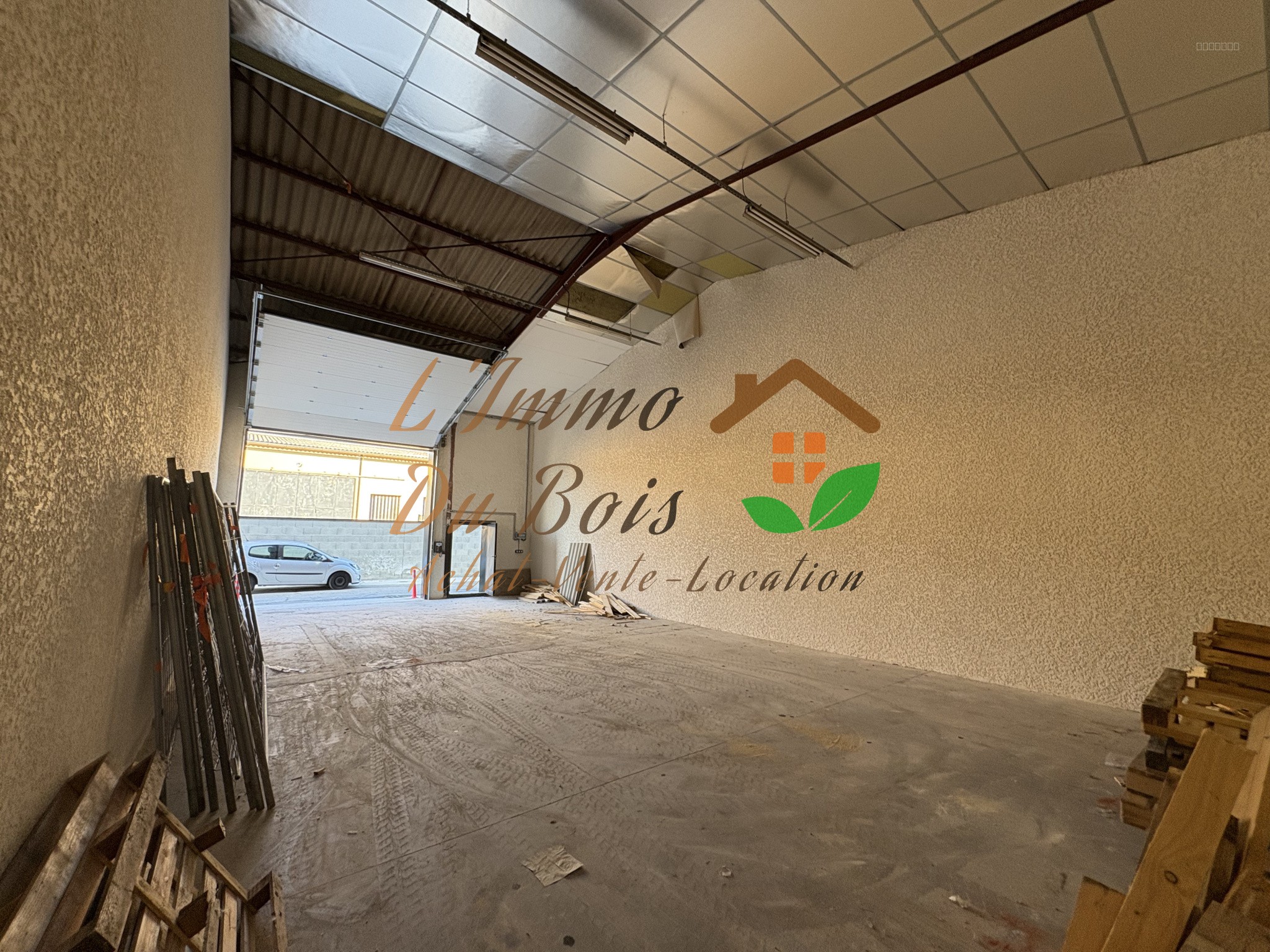 Entrepôt à louer à St maurice l exil, 120 m² – photo 3 sur 3