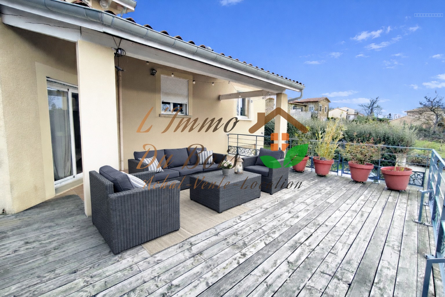 Maison avec jardin, piscine et sous-sol complet — photo 17