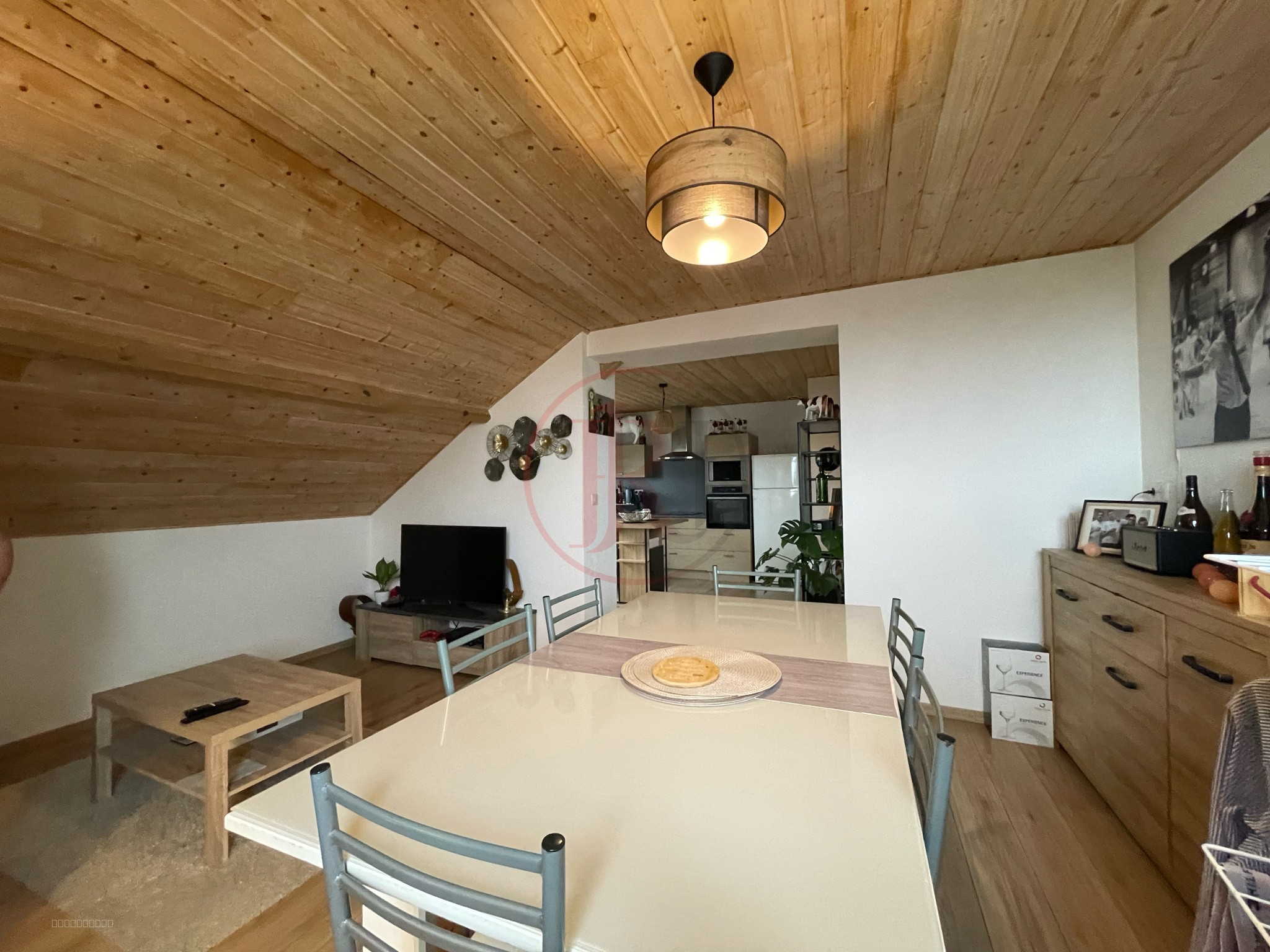Appartement à vendre à Montfaucon, 70 m², 4 pièces – photo 2 sur 4
