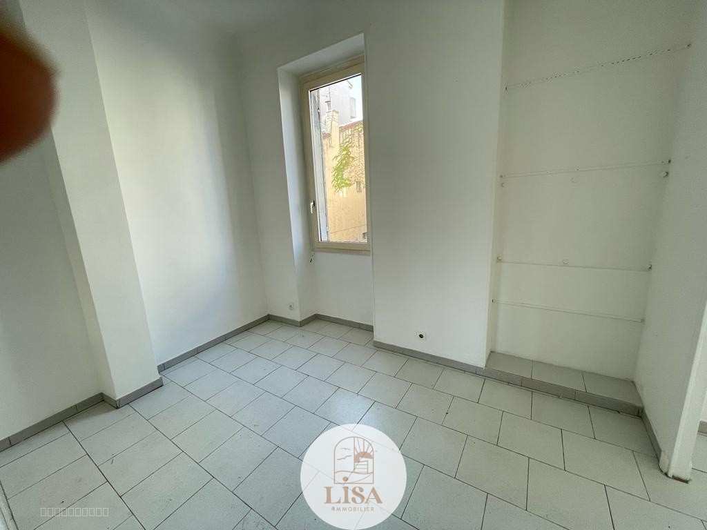 Appartement à vendre à Marseille, 25 m², 2 pièces – photo 2 sur 9
