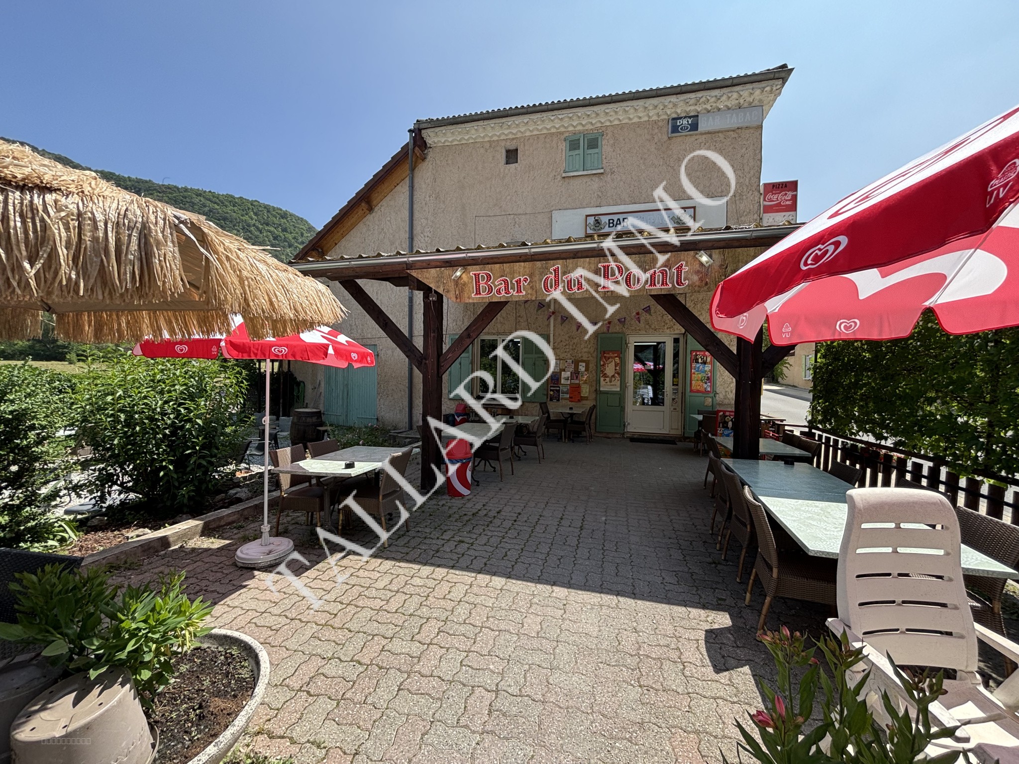 Maison à vendre à Rochebrune, 27 m², 10 pièces – photo 2 sur 20