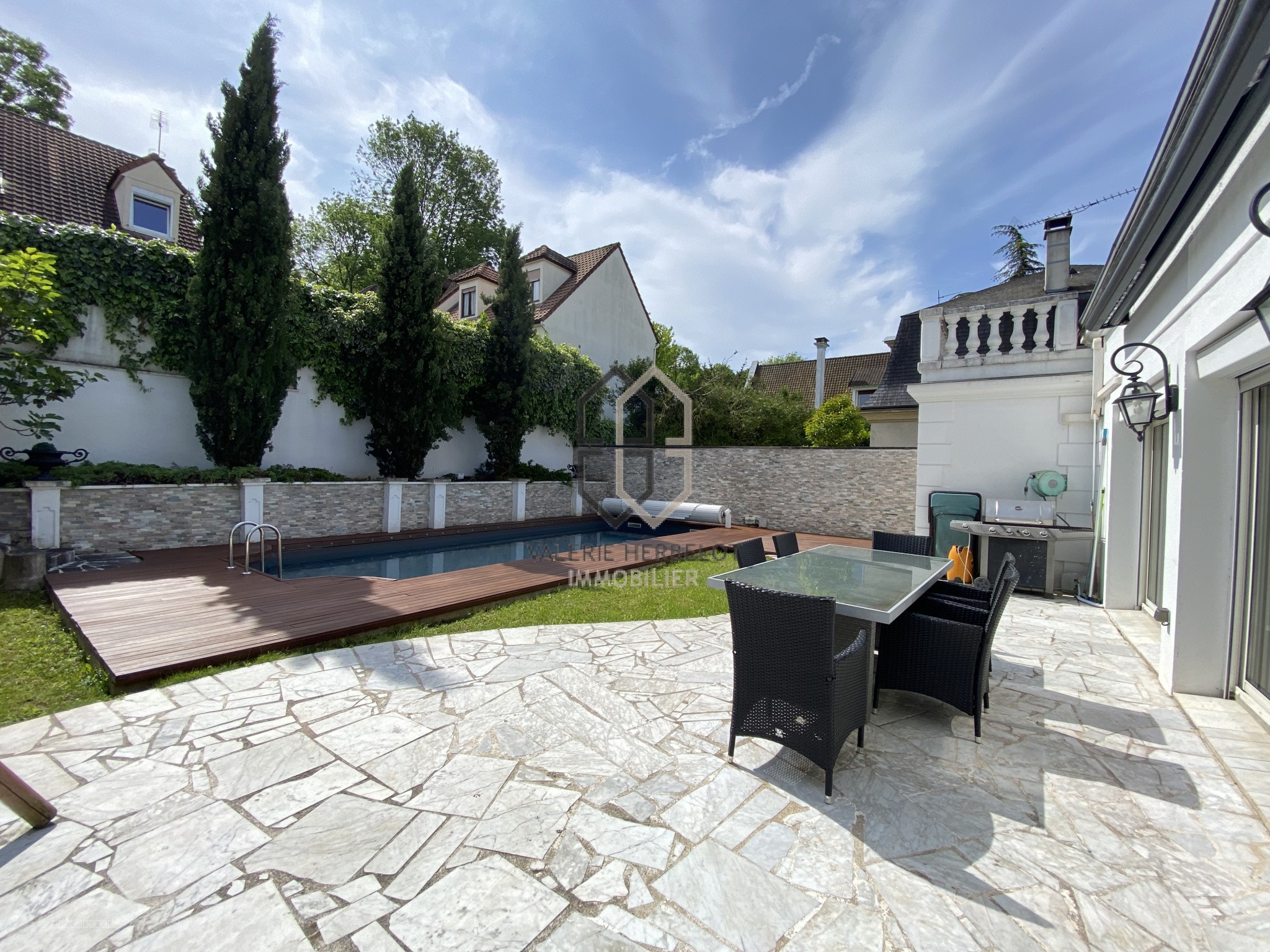 Maison à vendre à Chennevieres sur marne, 35 m², 8 pièces – photo 2 sur 19