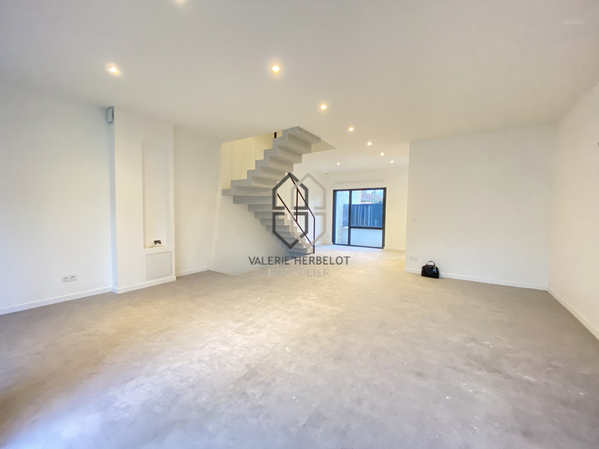 Maison à vendre à St maur des fosses, 188 m², 6 pièces – photo 3 sur 16