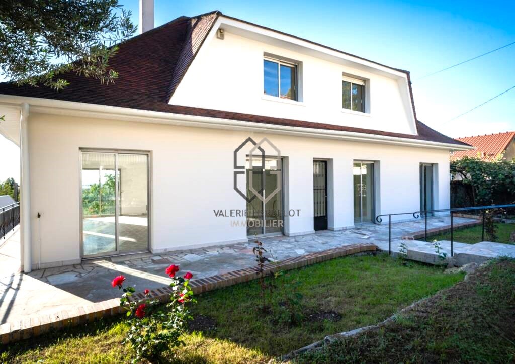 Maison à vendre à Chennevieres sur marne, 16 m², 8 pièces – photo 3 sur 11