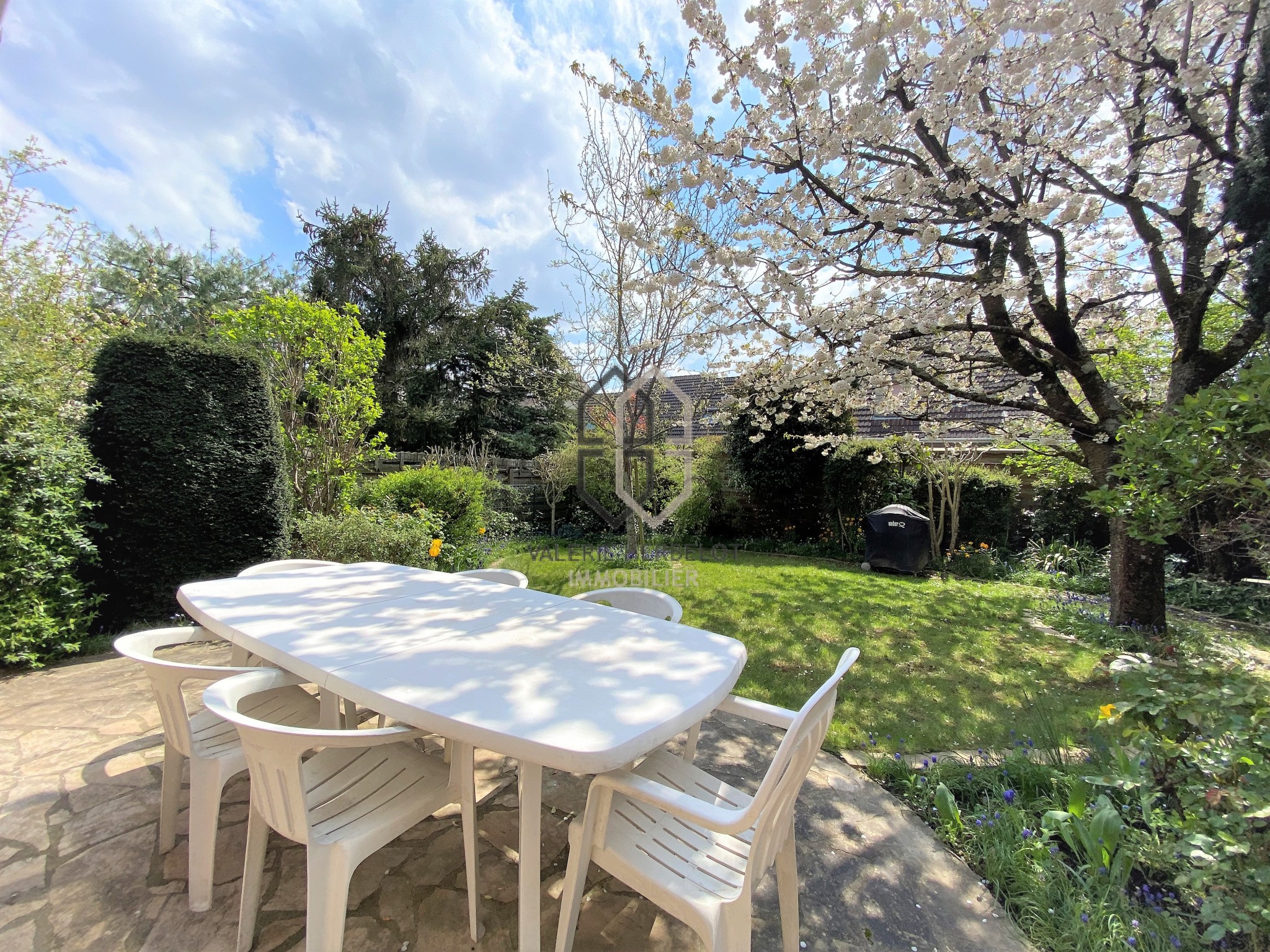 Maison à vendre à Chennevieres sur marne, 835 m², 5 pièces – photo 3 sur 13