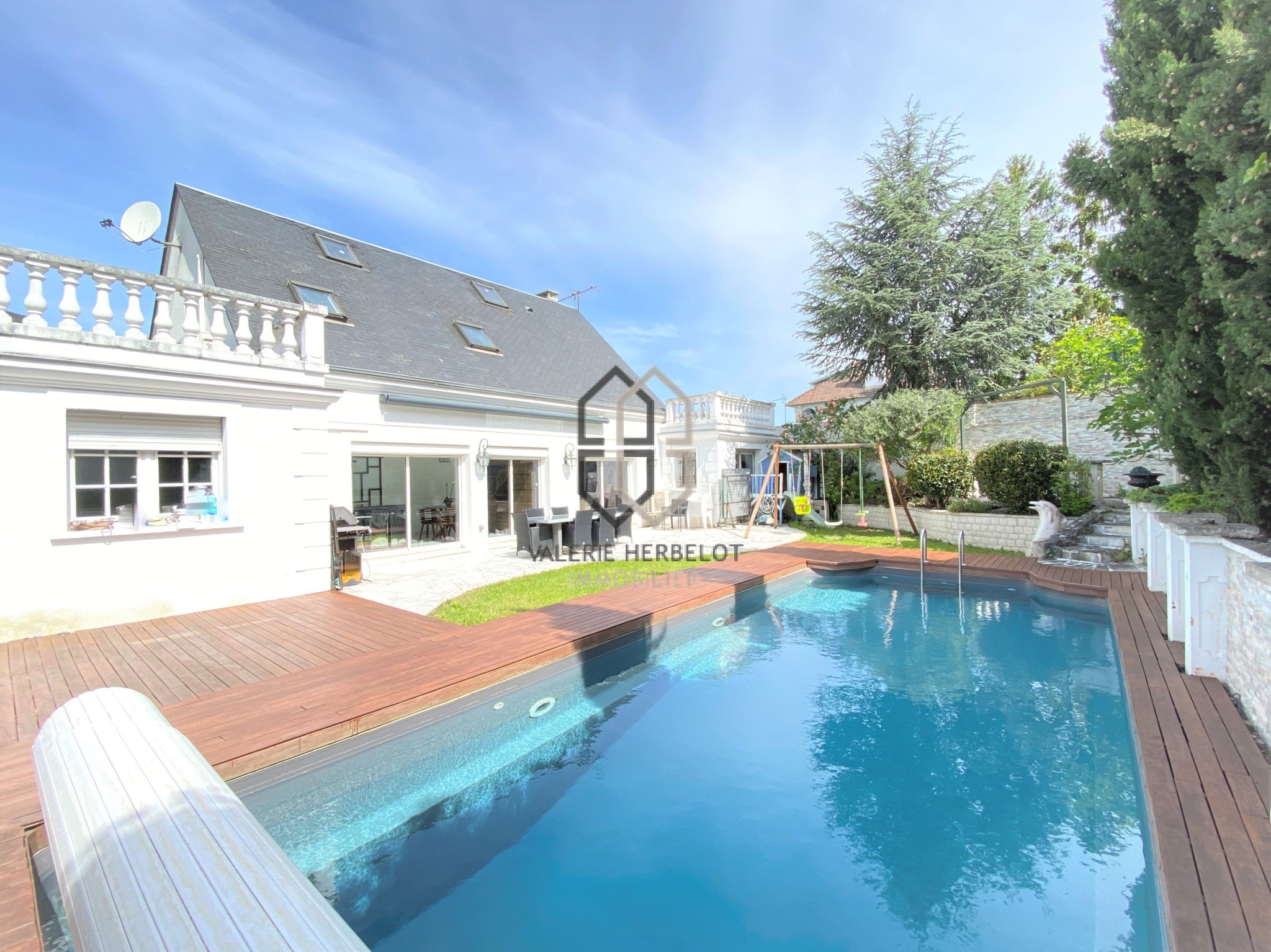 Maison à vendre à Chennevieres sur marne, 35 m², 8 pièces – photo 1 sur 19