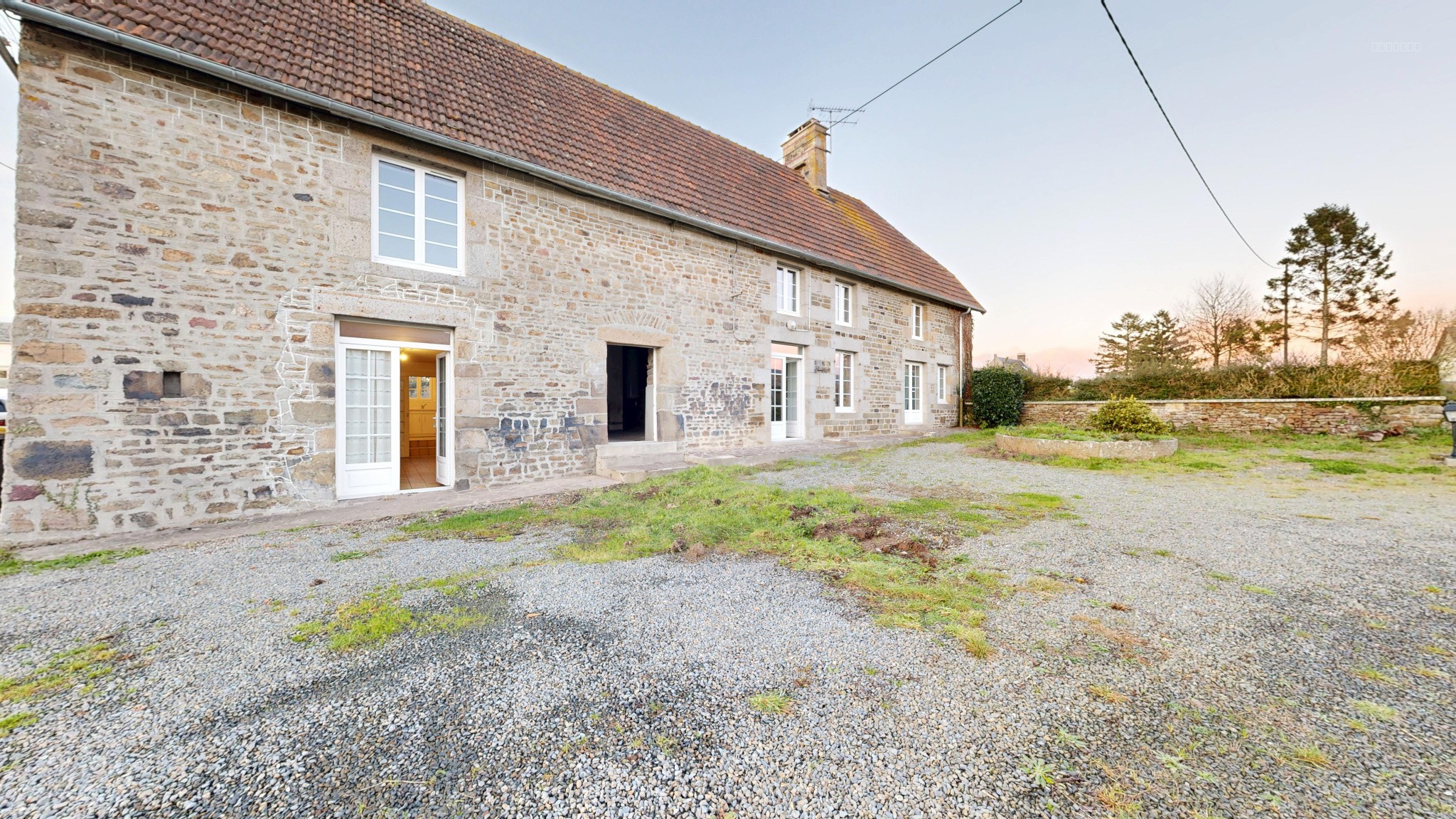 Maison à vendre à Percy-en-Normandie, 162 m², 8 pièces – photo 1 sur 20