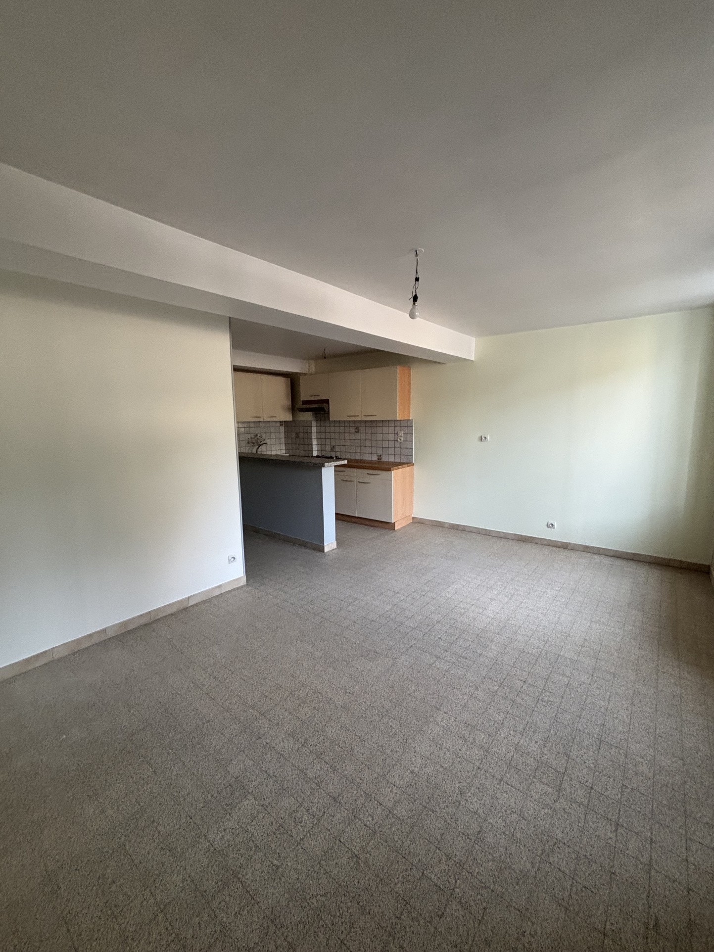 Appartement à louer à Arleuf, 45 m², 2 pièces – photo 2 sur 10