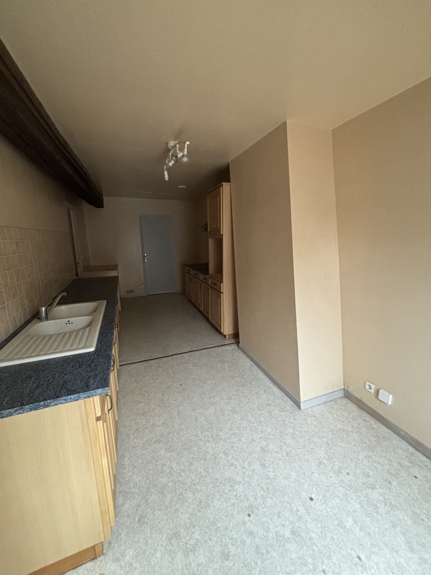 Appartement à louer à Lormes, 86 m², 2 pièces – photo 2 sur 8