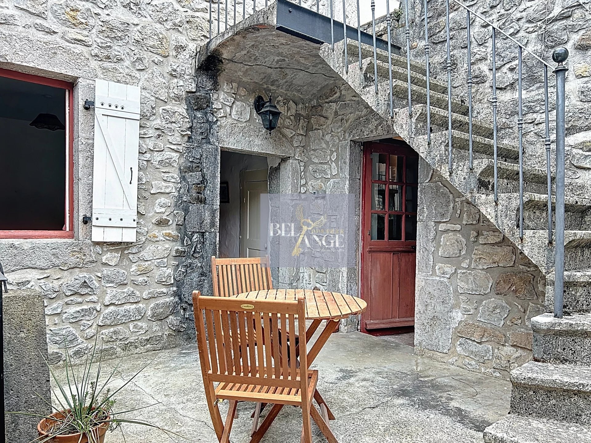 Maison à vendre à Chauzon, 18,11 m², 5 pièces – photo 1 sur 15