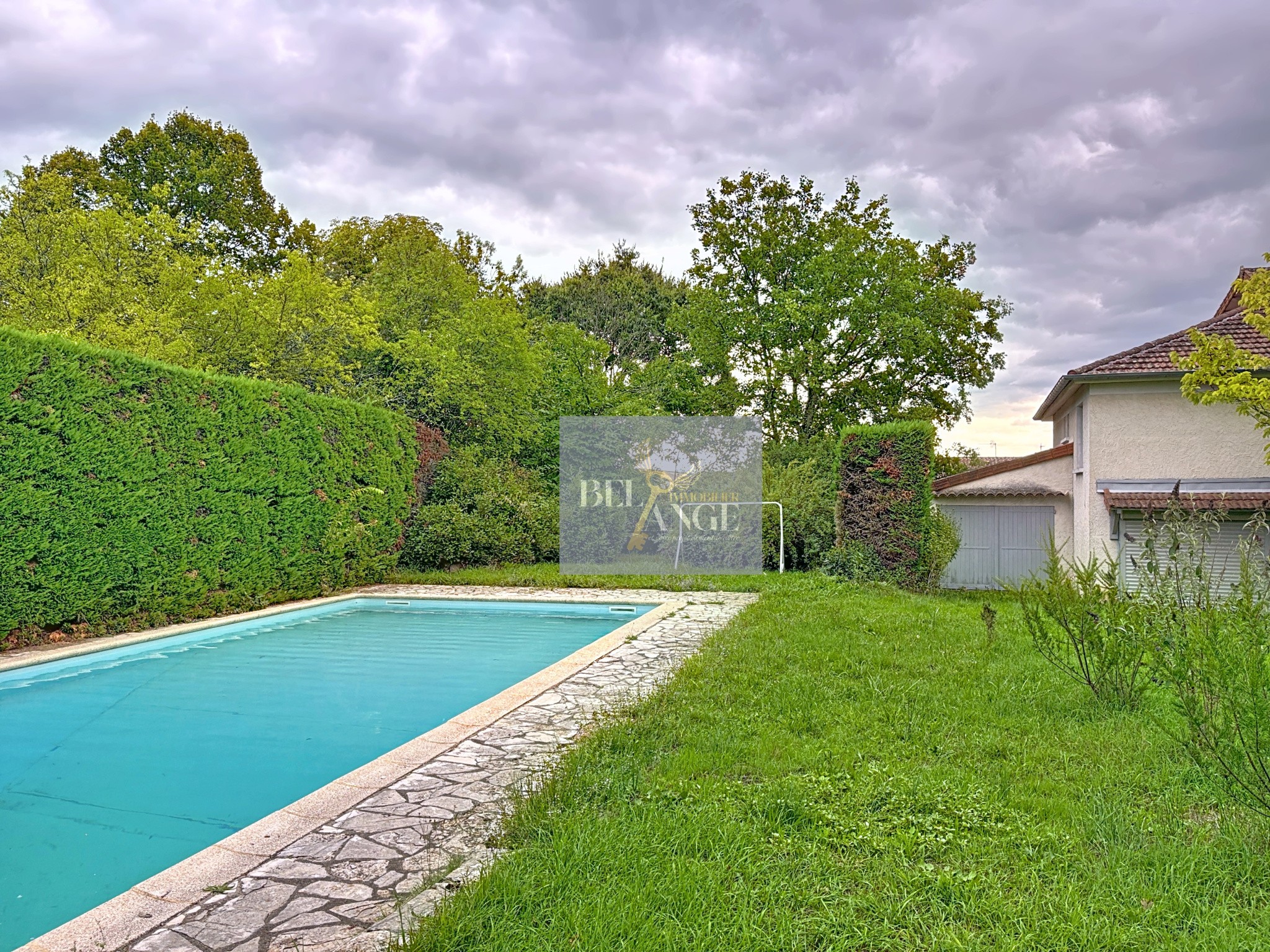 Maison à vendre à Laurac en vivarais, 980 m², 8 pièces – photo 2 sur 18