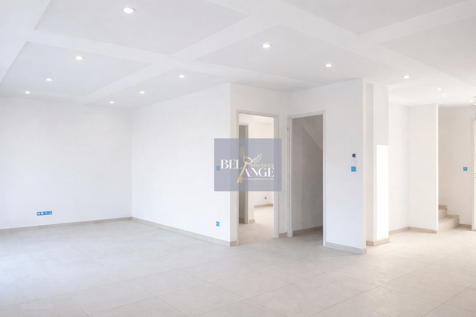 Maison à vendre à Vallon pont d arc, 90 m², 5 pièces – photo 2 sur 9