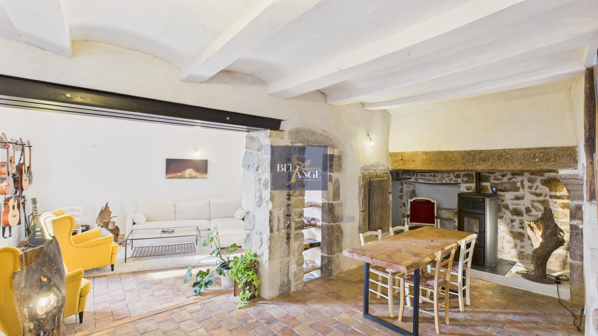Bien immobilier à vendre à St paul le jeune, 27,15 m², 6 pièces – photo 1 sur 18