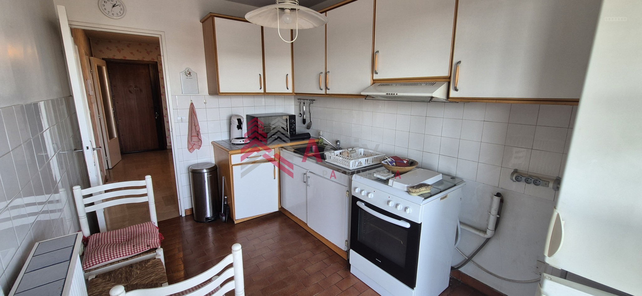 Spacieux T3/T4 de 94 m2 au cœur de Nîmes   Possibilité de 3ᵉ chambre — photo 3