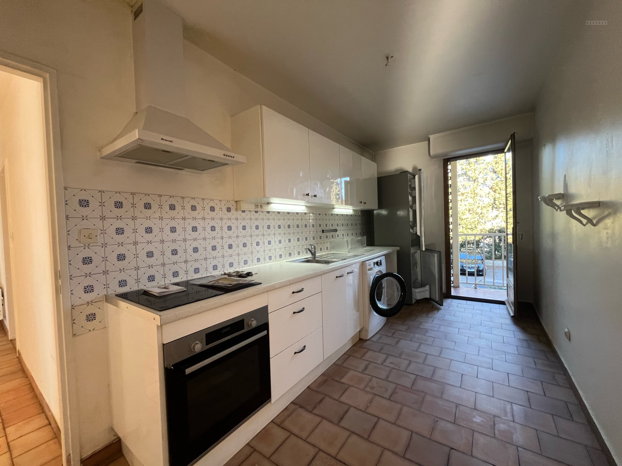 Pigonnet Aix Sud T3/4 superbe potentiel avec terrasses — photo 3