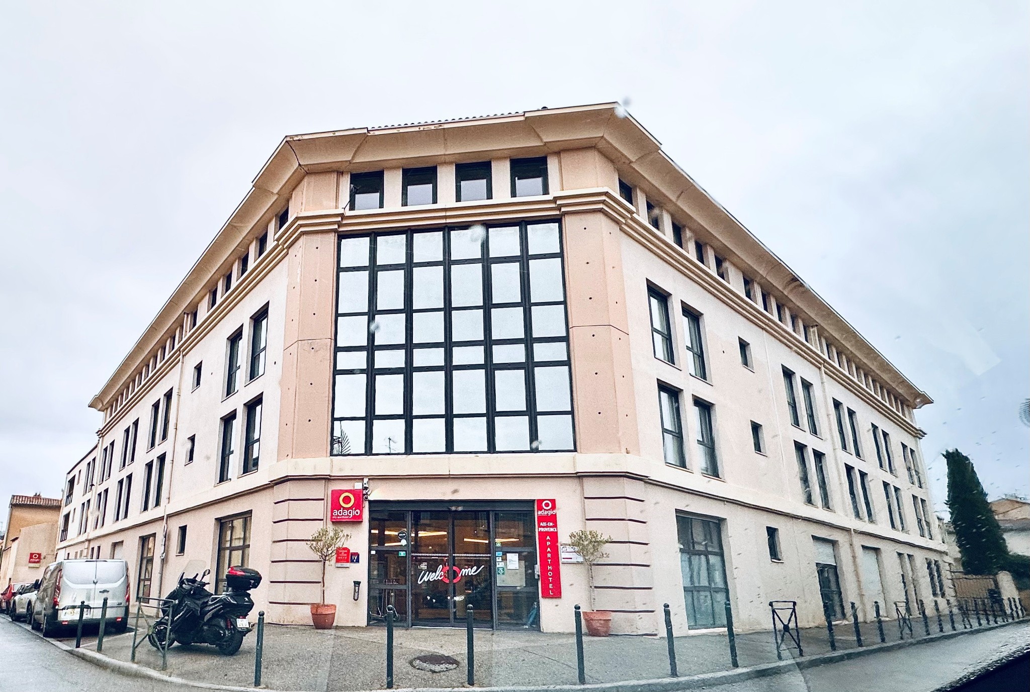 STATUT LMNP - RESIDENCE DE SERVICES - T2 - 32M2 - TERRASSE - PARKING - 300 M ROTONDE — photo 12