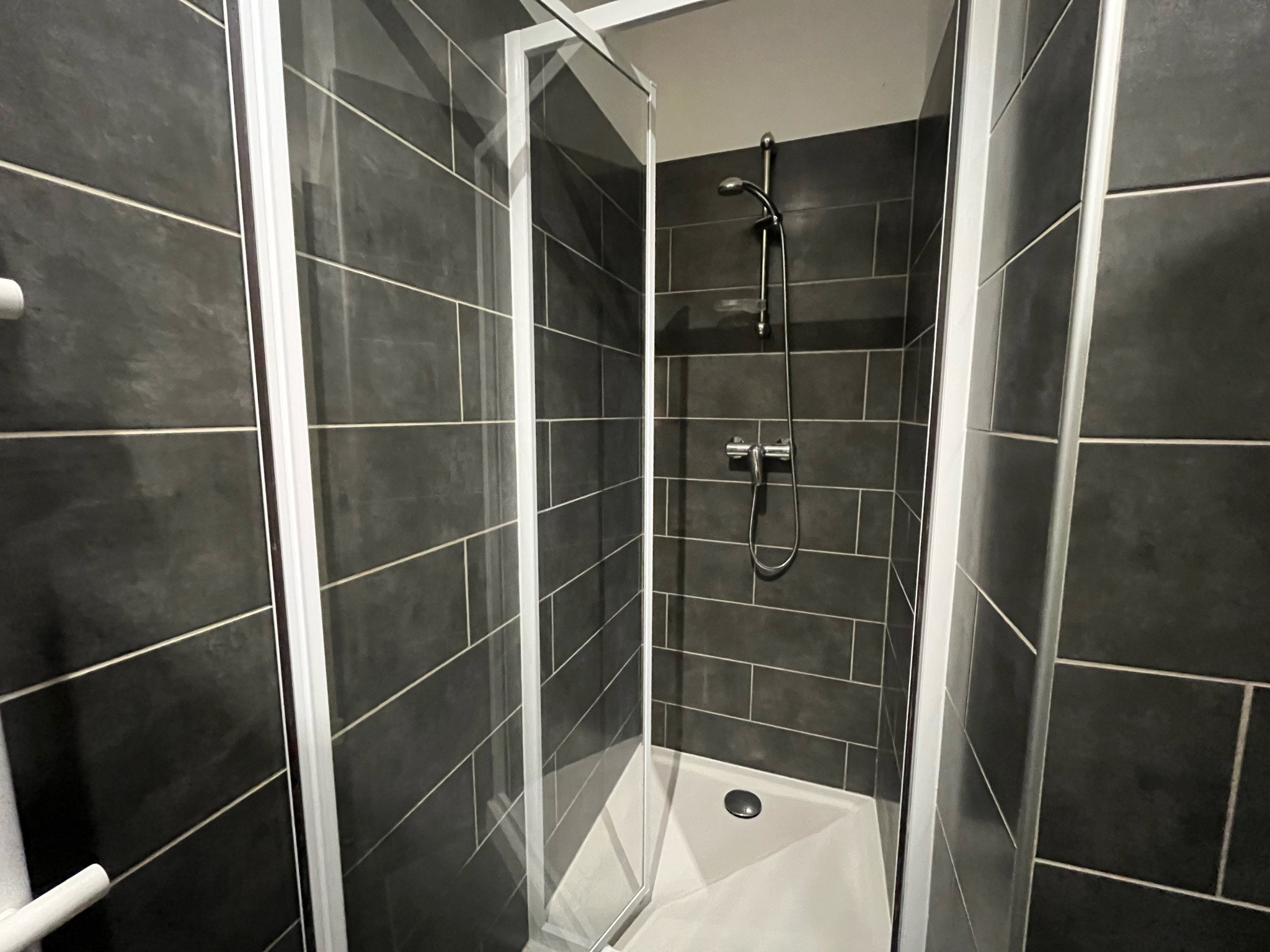 Bien immobilier à vendre à Aix en provence, 25 m², 1 pièce – photo 3 sur 3