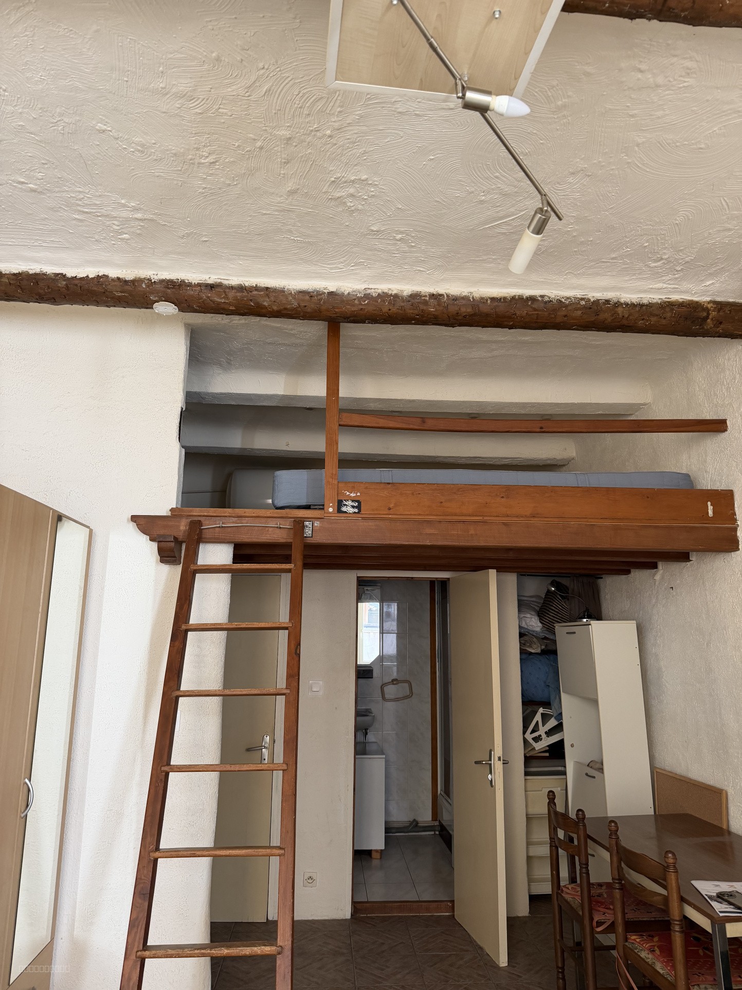 STUDIO DE 24 M2 MEUBLE - HYPER CENTRE — photo 4
