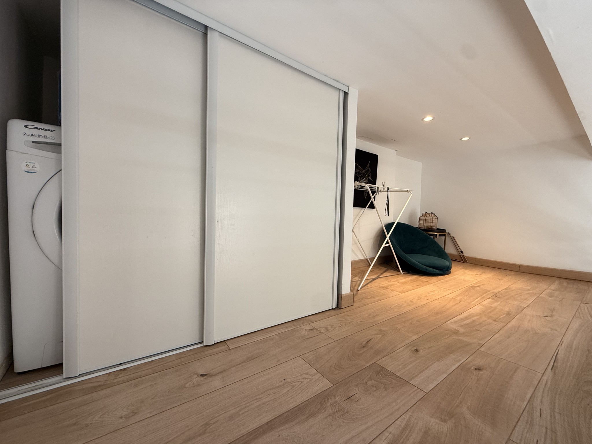 Aix en Provence, Cathédrale, Studio 17m2 meublé et rénové — photo 7