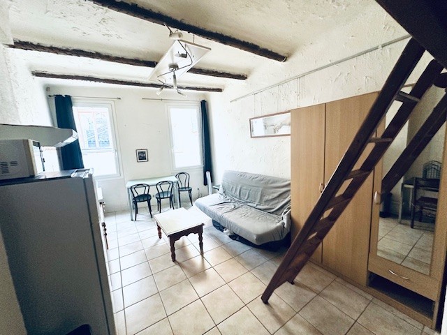 STUDIO DE 24 M2 MEUBLE - HYPER CENTRE — photo 3