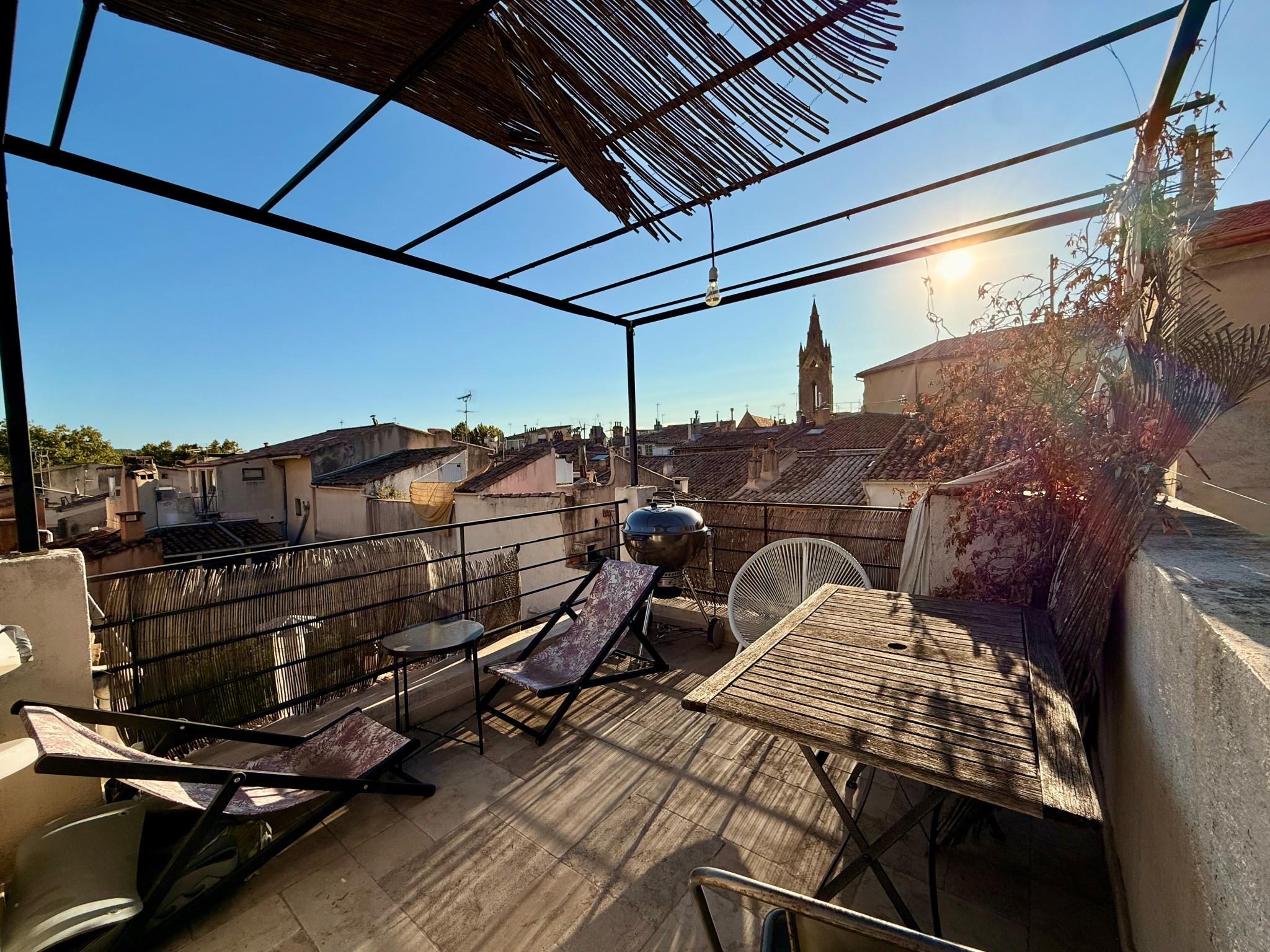 Maison à vendre à Aix en provence, 144 m², 5 pièces – photo 1 sur 13