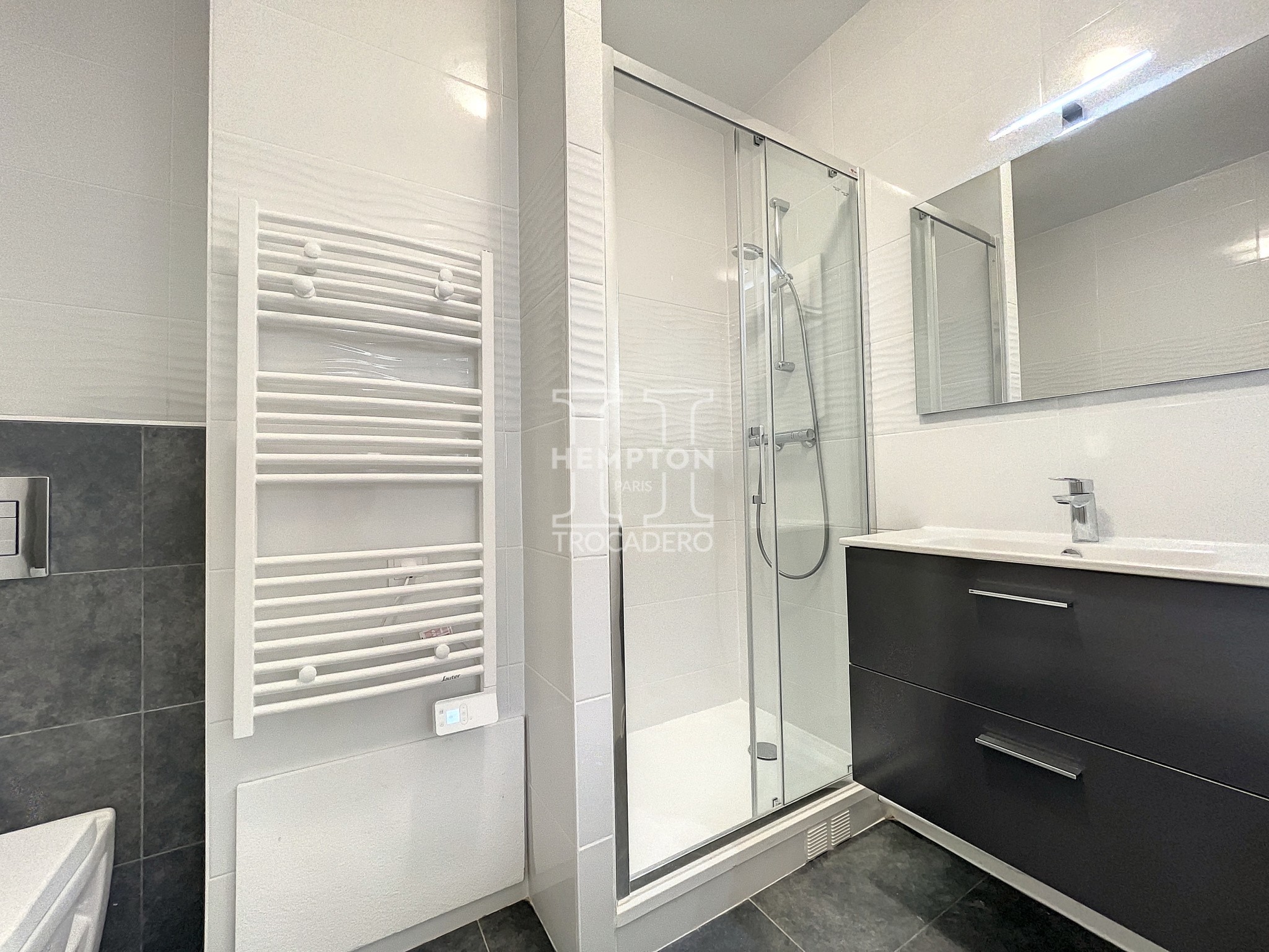 PARIS XVI  | BAIL CODE CIVIL • STUDIO PARC DES PRINCES — photo 4