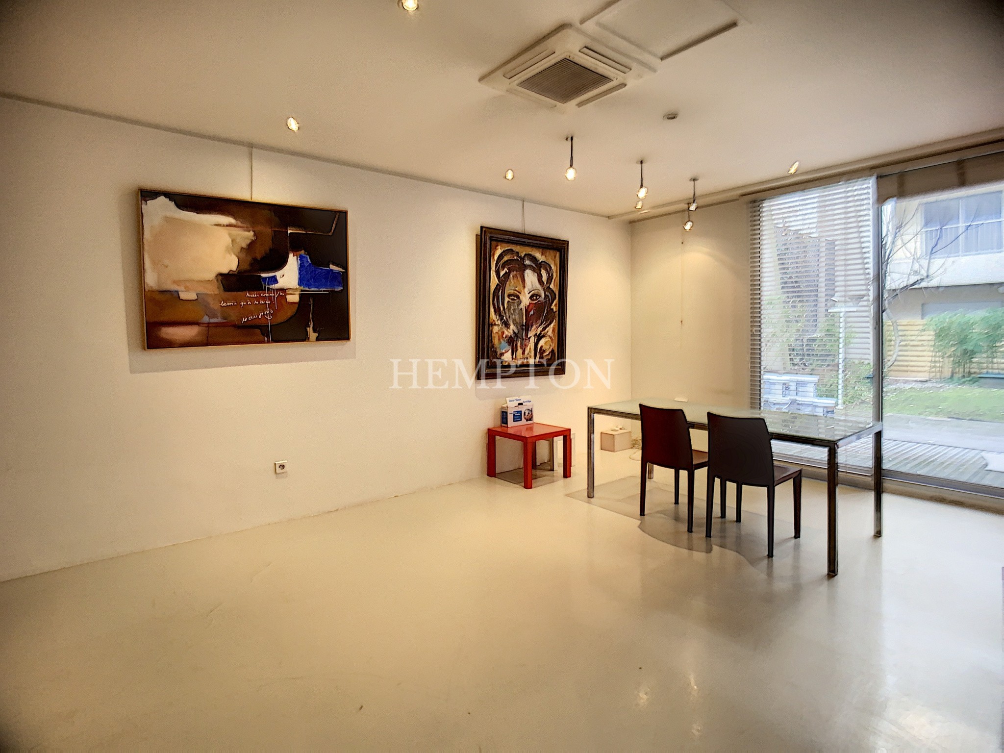 BUREAUX - 165M2 - 75018 PARIS — photo 10