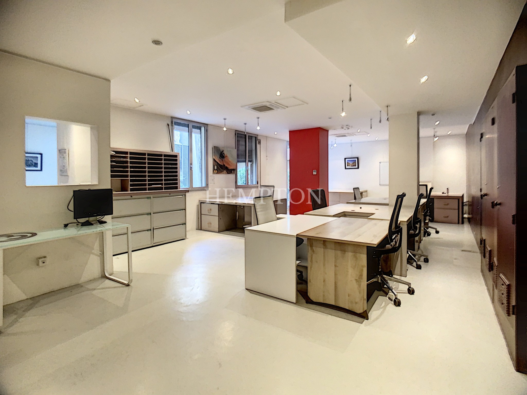 BUREAUX - 165M2 - 75018 PARIS — photo 5