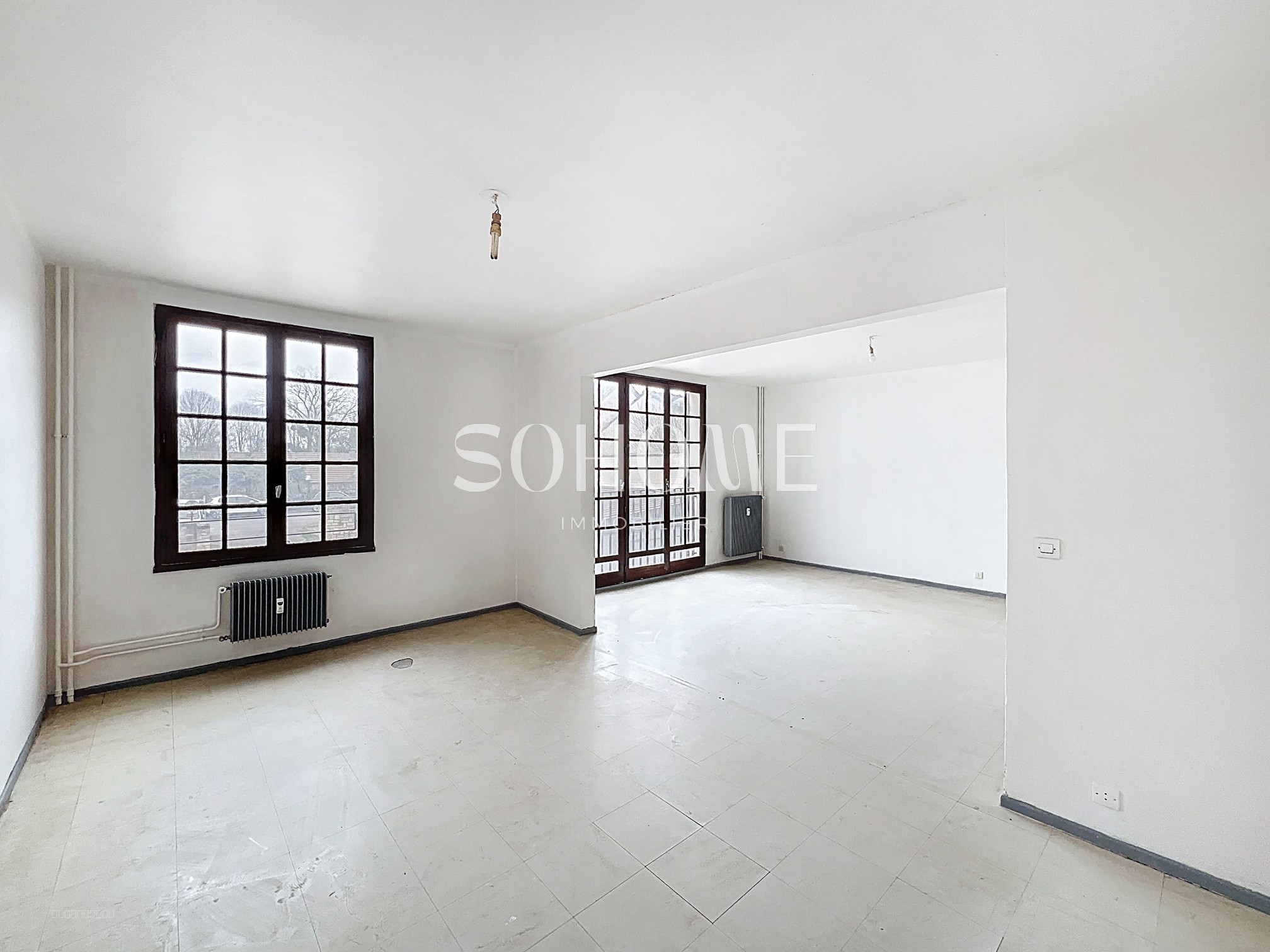 Appartement à vendre à Fismes, 550 m², 3 pièces – photo 2 sur 8