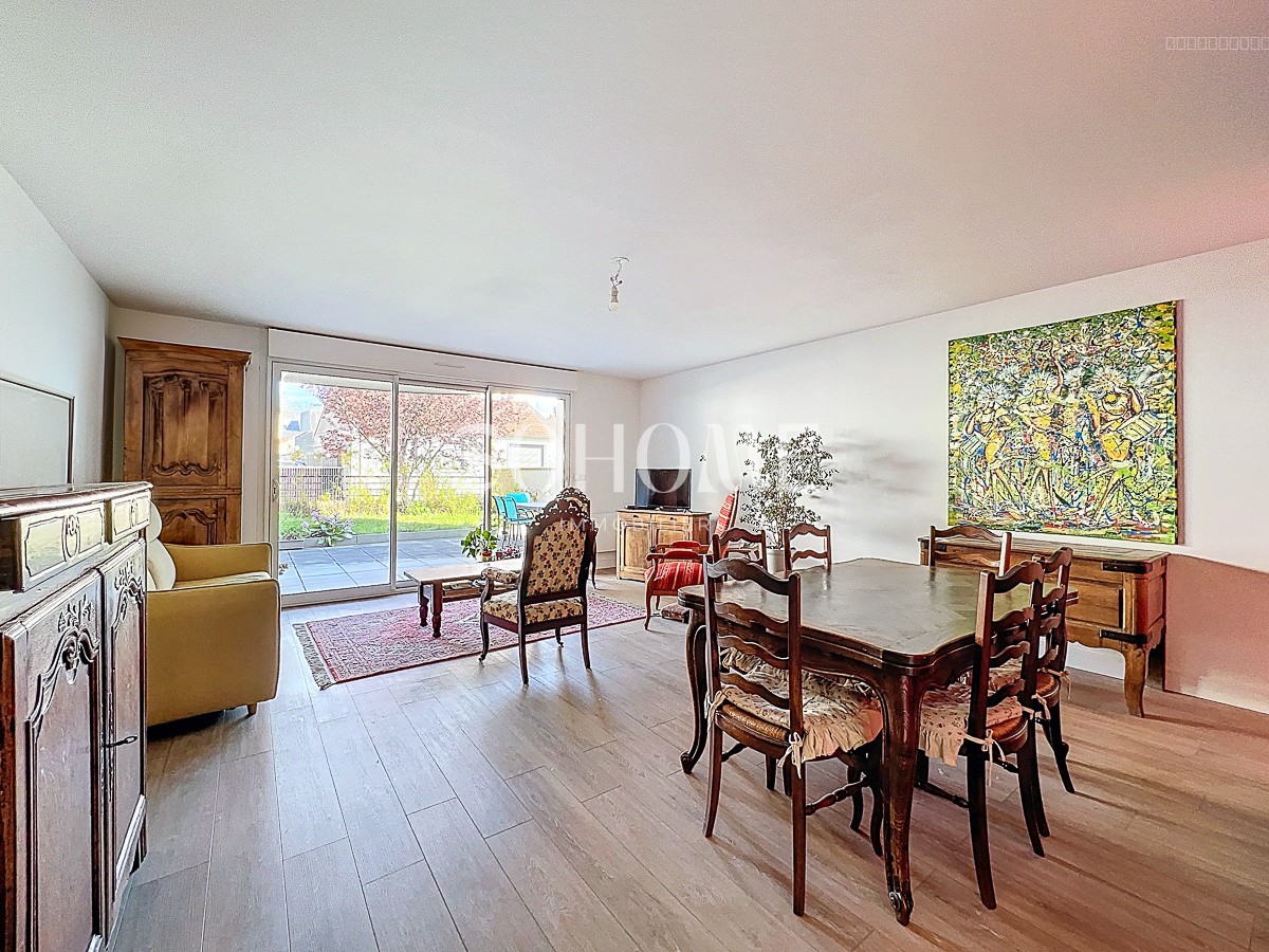 Appartement à vendre à Reims, 860 m², 4 pièces – photo 3 sur 14