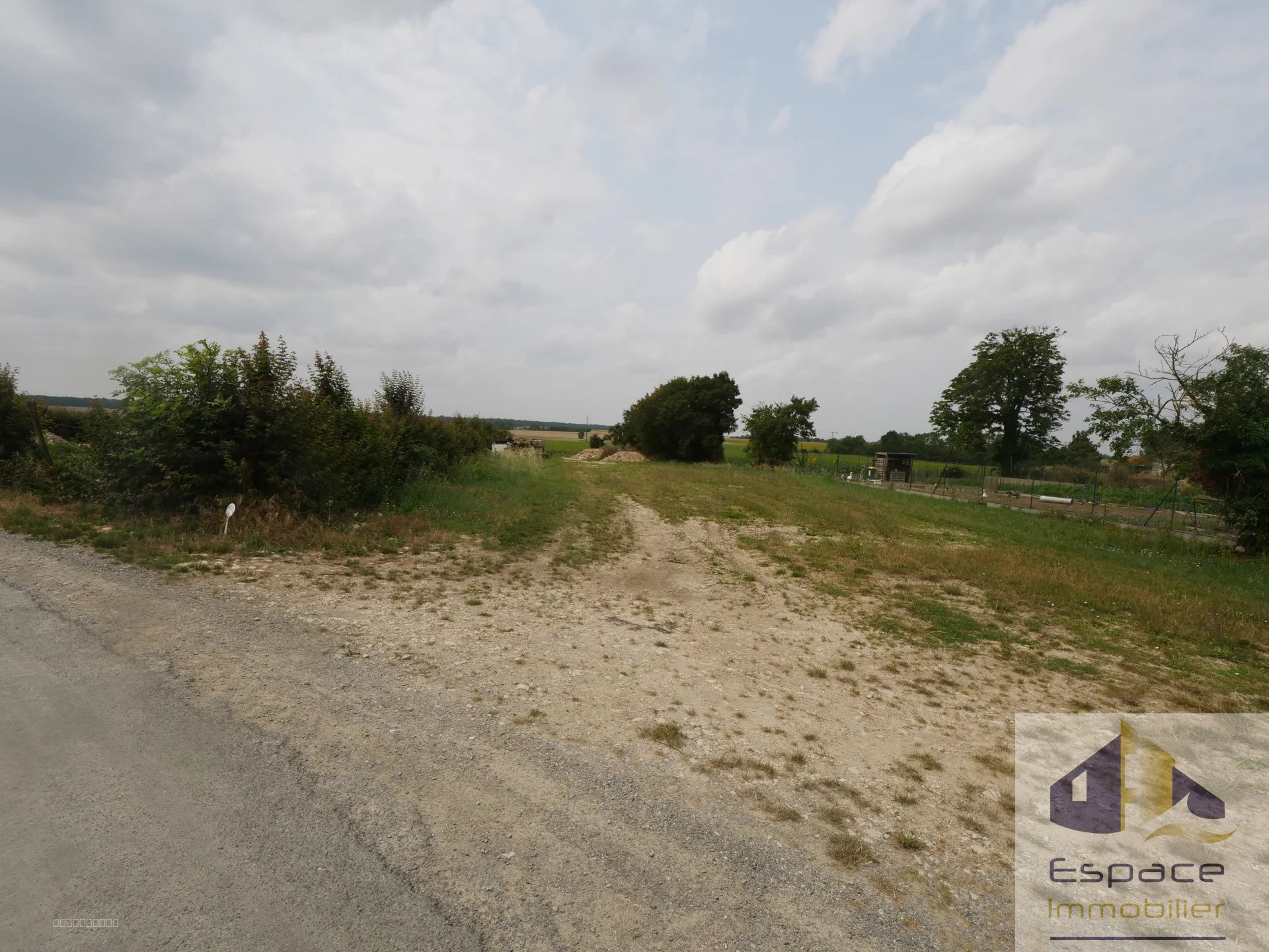 Terrain à vendre à Courcon, 1 898 m² – photo 2 sur 4