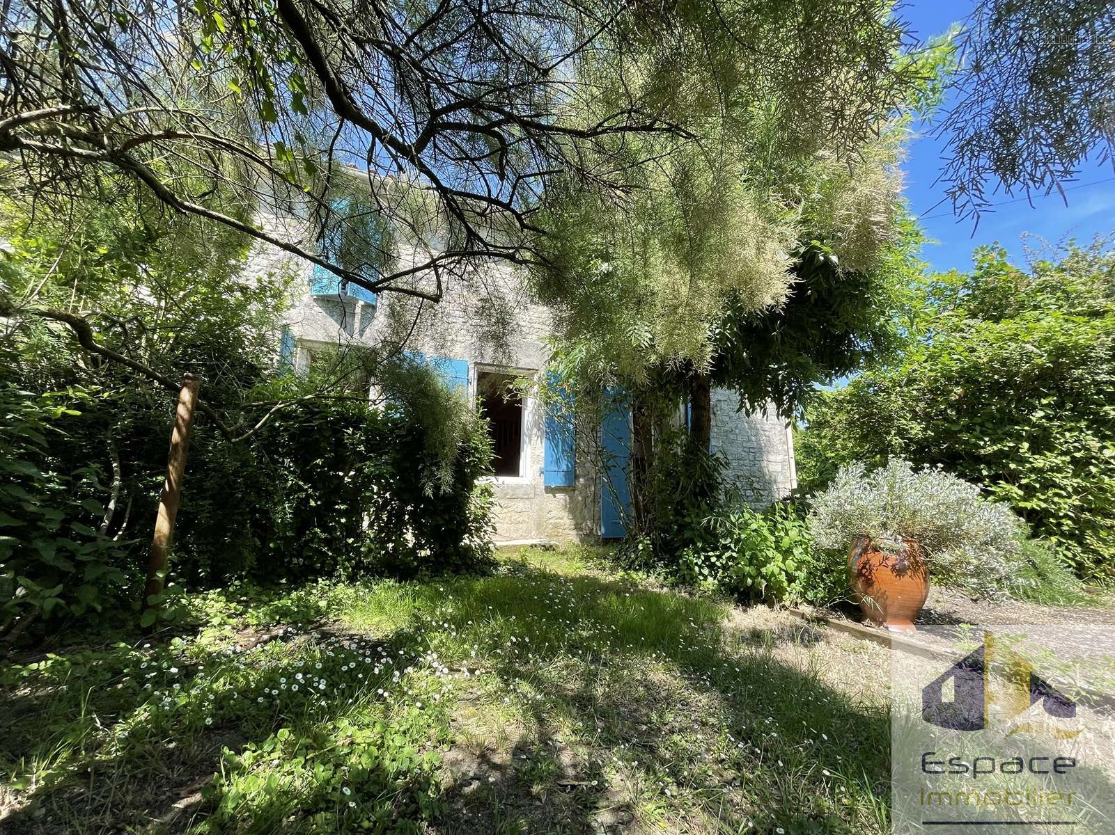 Maison à vendre à Le thou, 44 m², 5 pièces – photo 1 sur 7