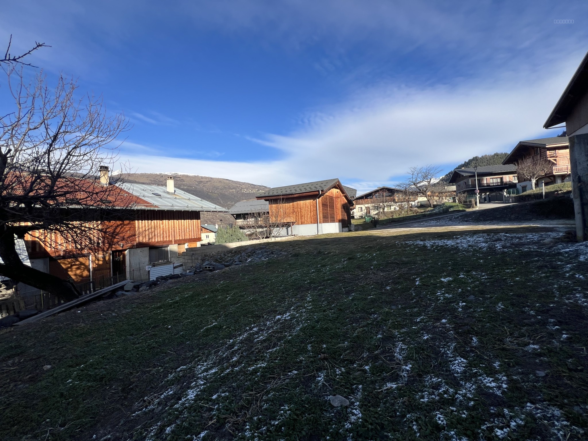 Terrain à vendre à La plagne tarentaise, 943 m² – photo 3 sur 3