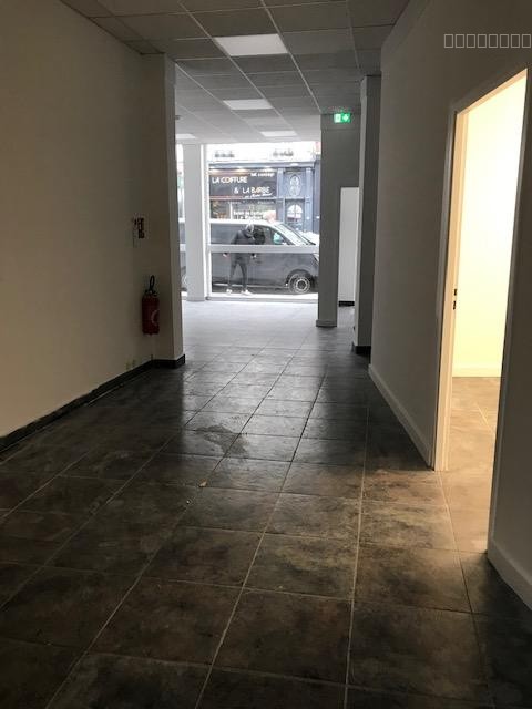 Local commercial à louer à Douai, 97 m² – photo 3 sur 14