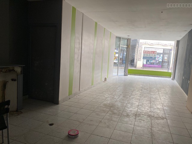 Local commercial à louer à Douai, 70 m² – photo 1 sur 4