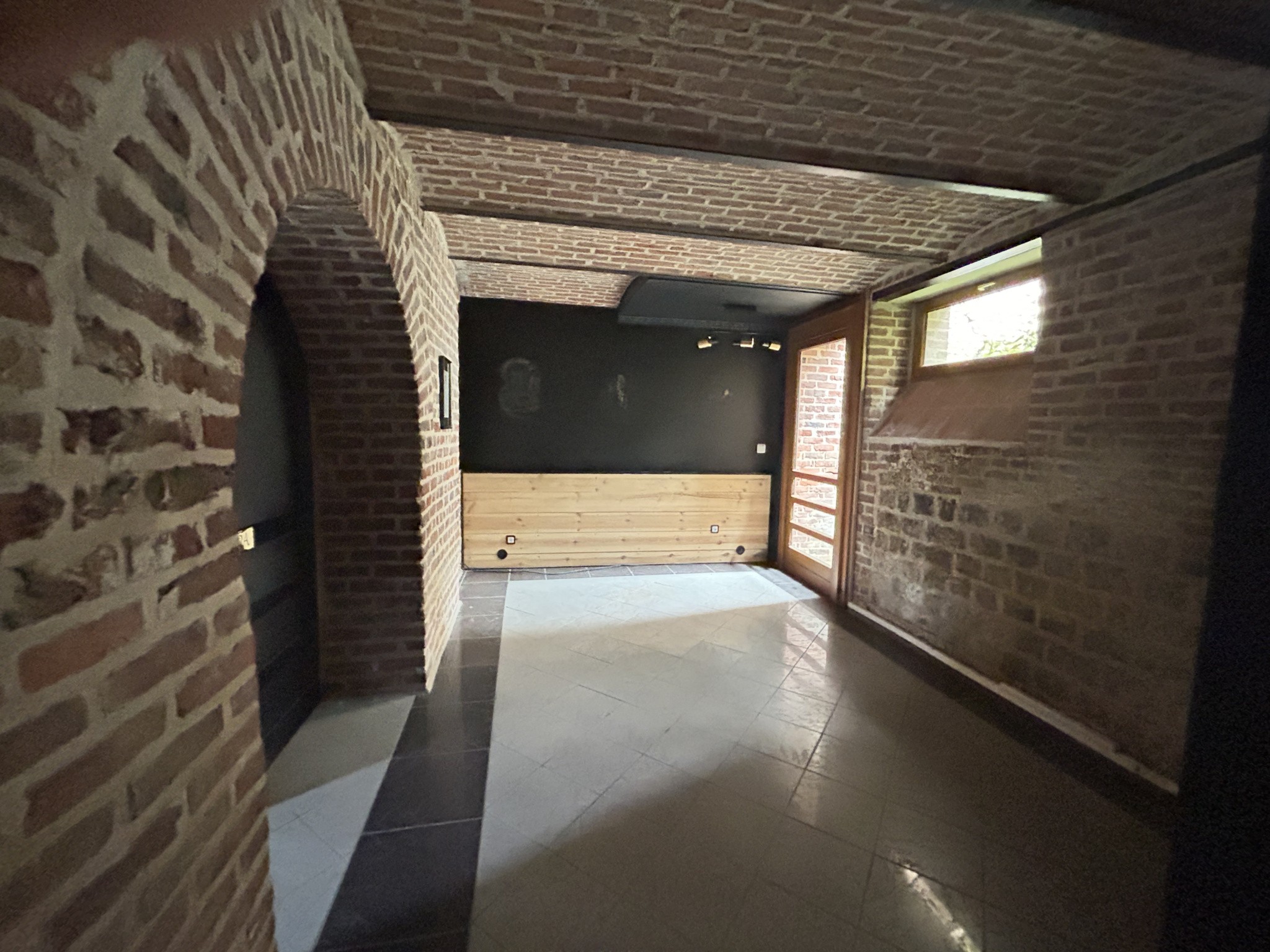 Local commercial à louer à Douai, 70 m² – photo 1 sur 6