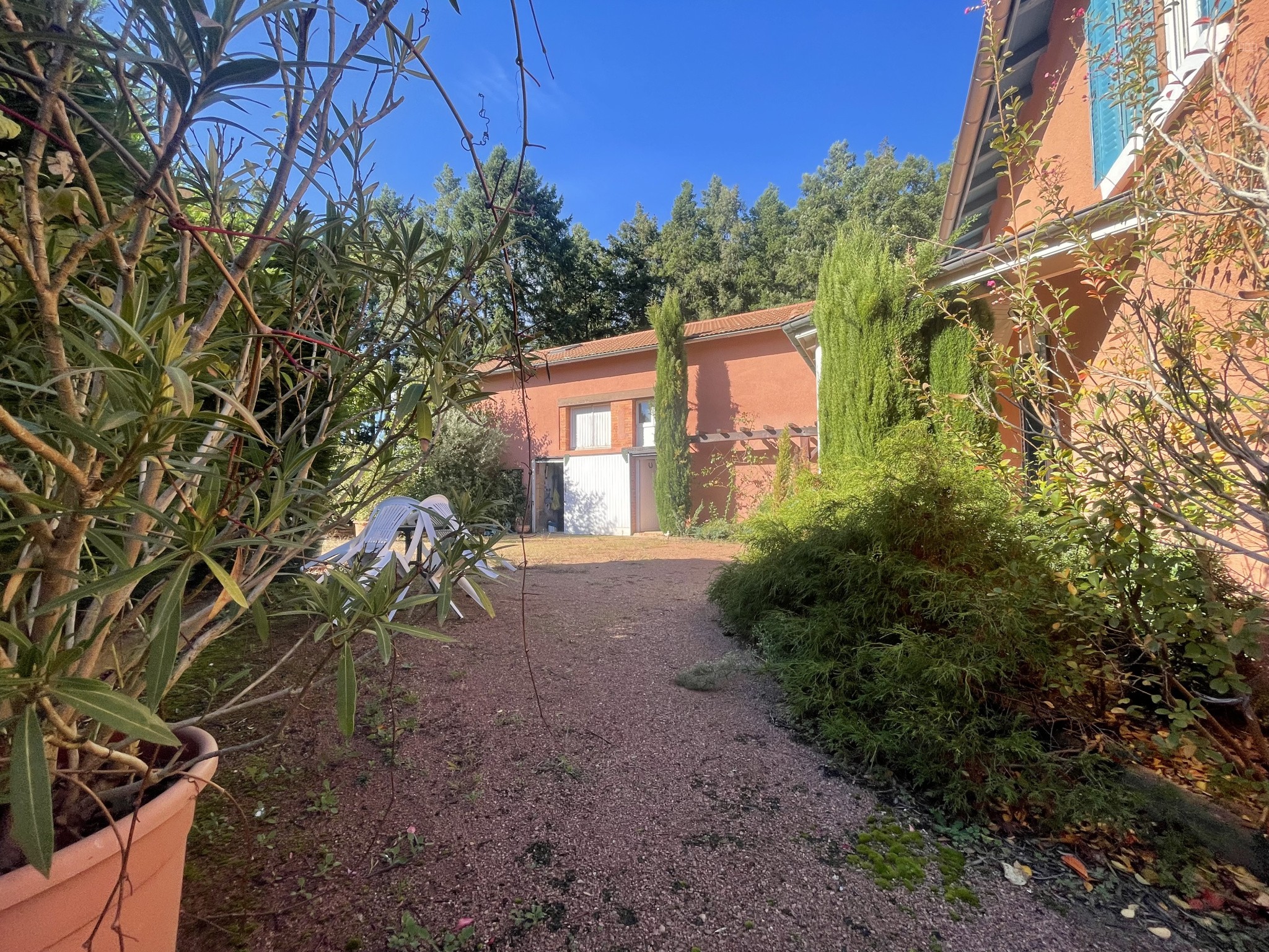 Bien immobilier à vendre à St vincent de boisset, 140 m², 8 pièces – photo 3 sur 20