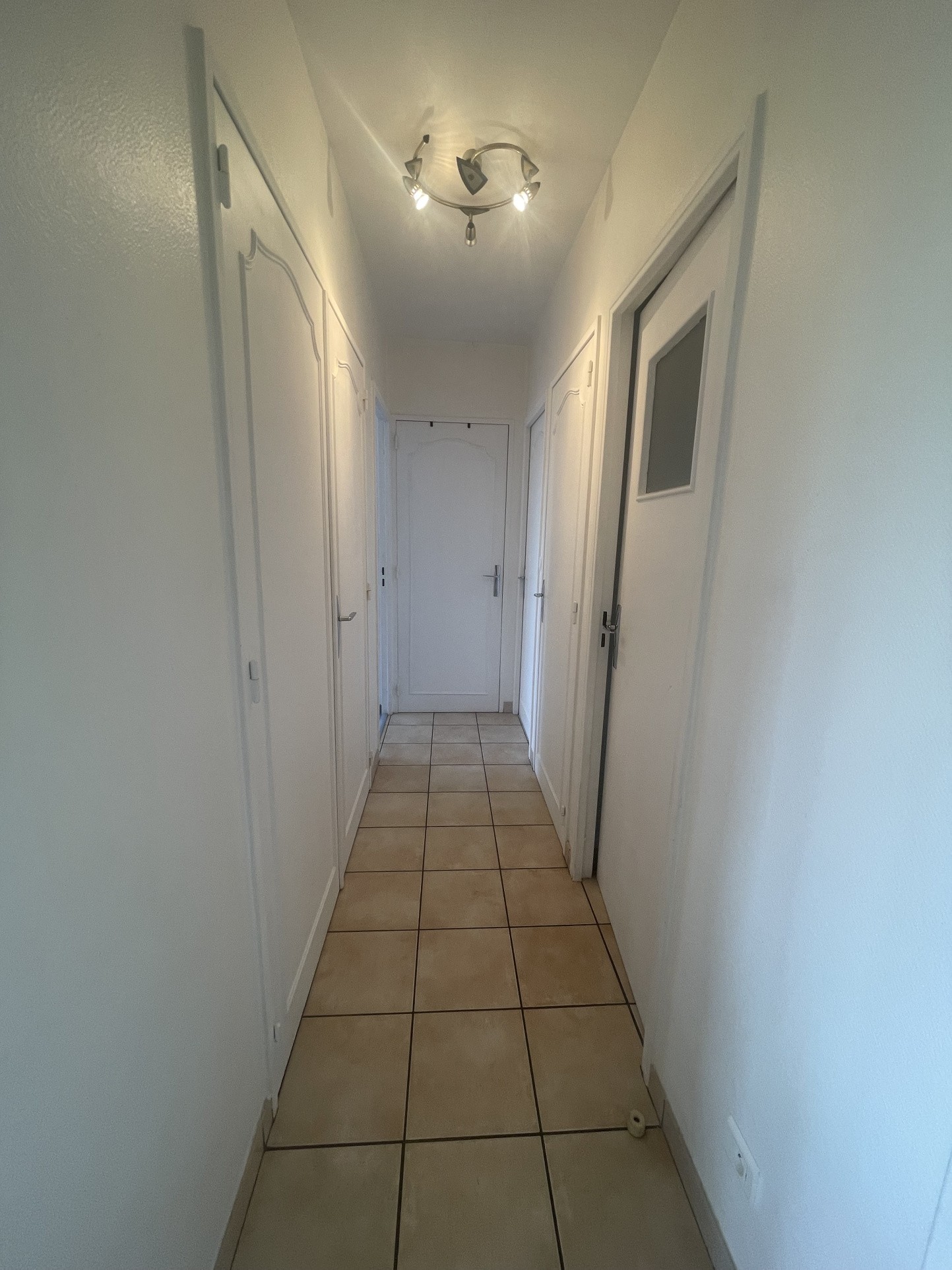 Charmante maison de ville dans quartier résidentiel — photo 15