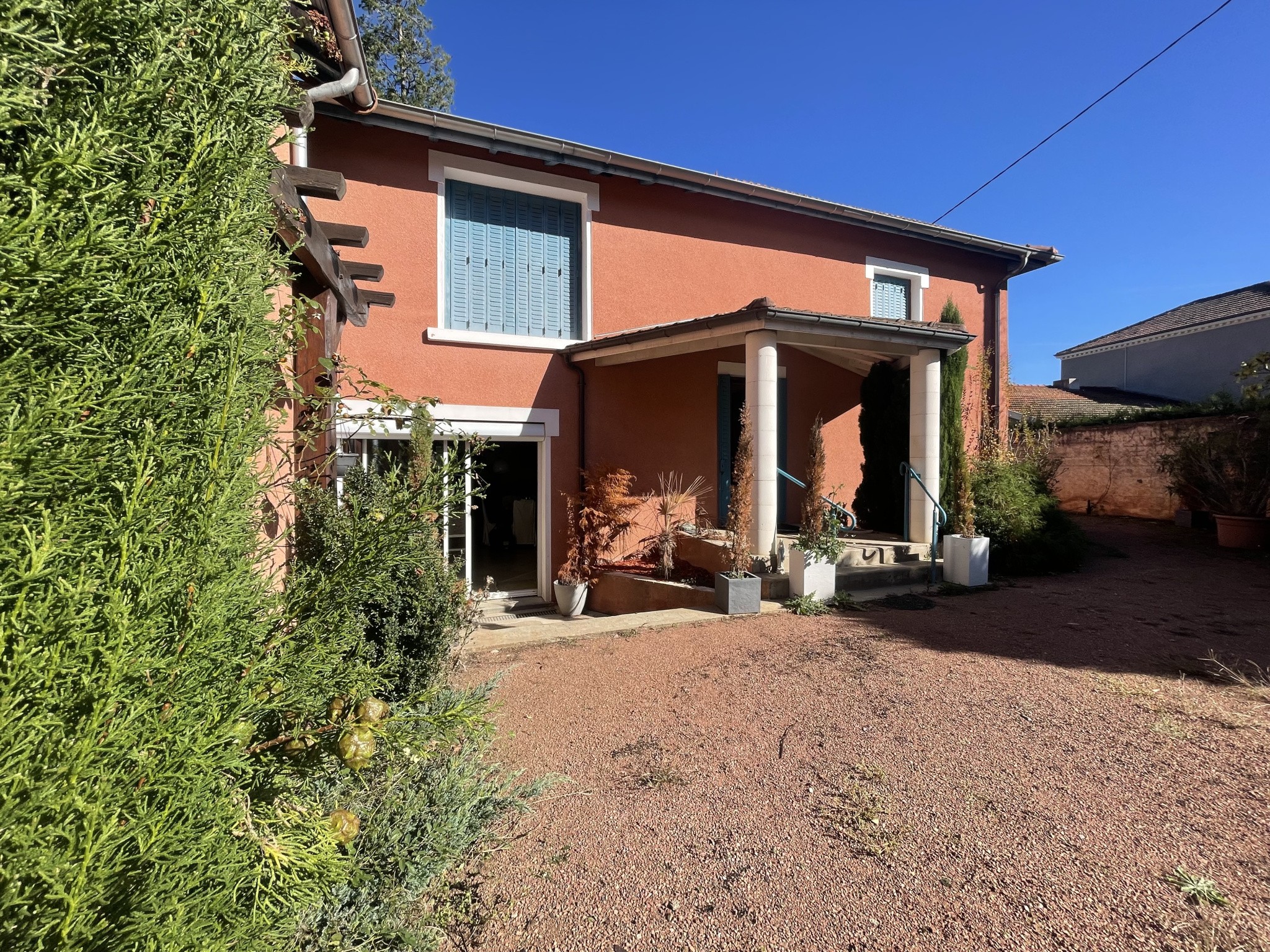 Bien immobilier à vendre à St vincent de boisset, 140 m², 8 pièces – photo 2 sur 20
