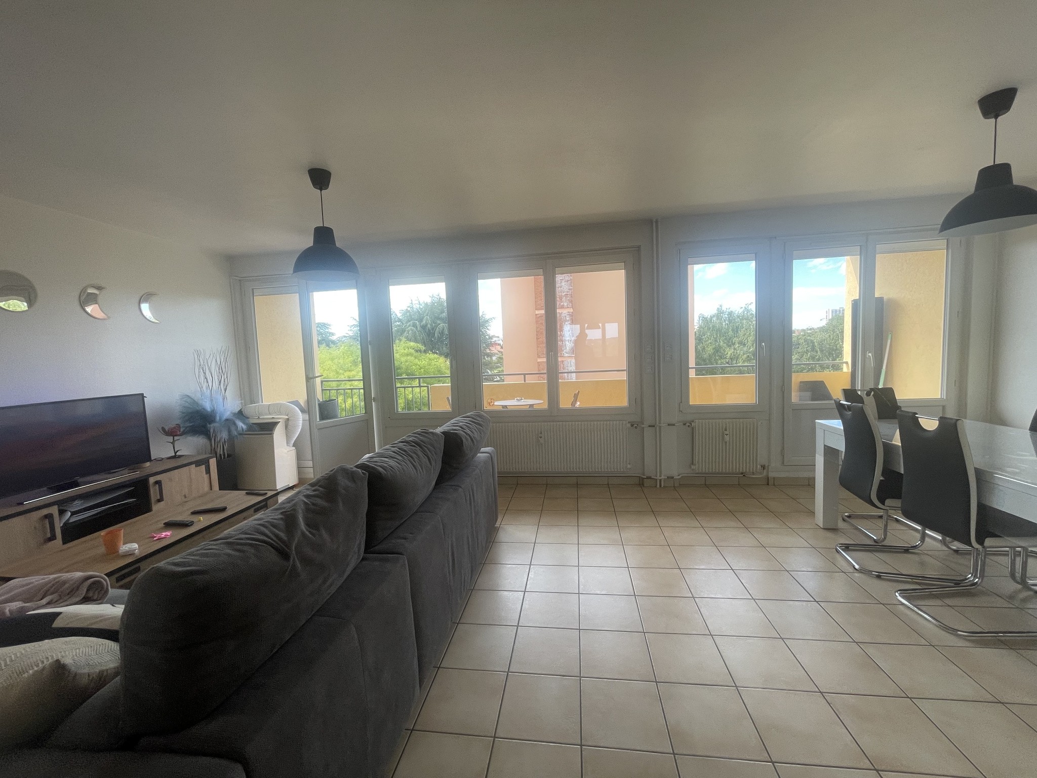 Charmante maison de ville dans quartier résidentiel — photo 3