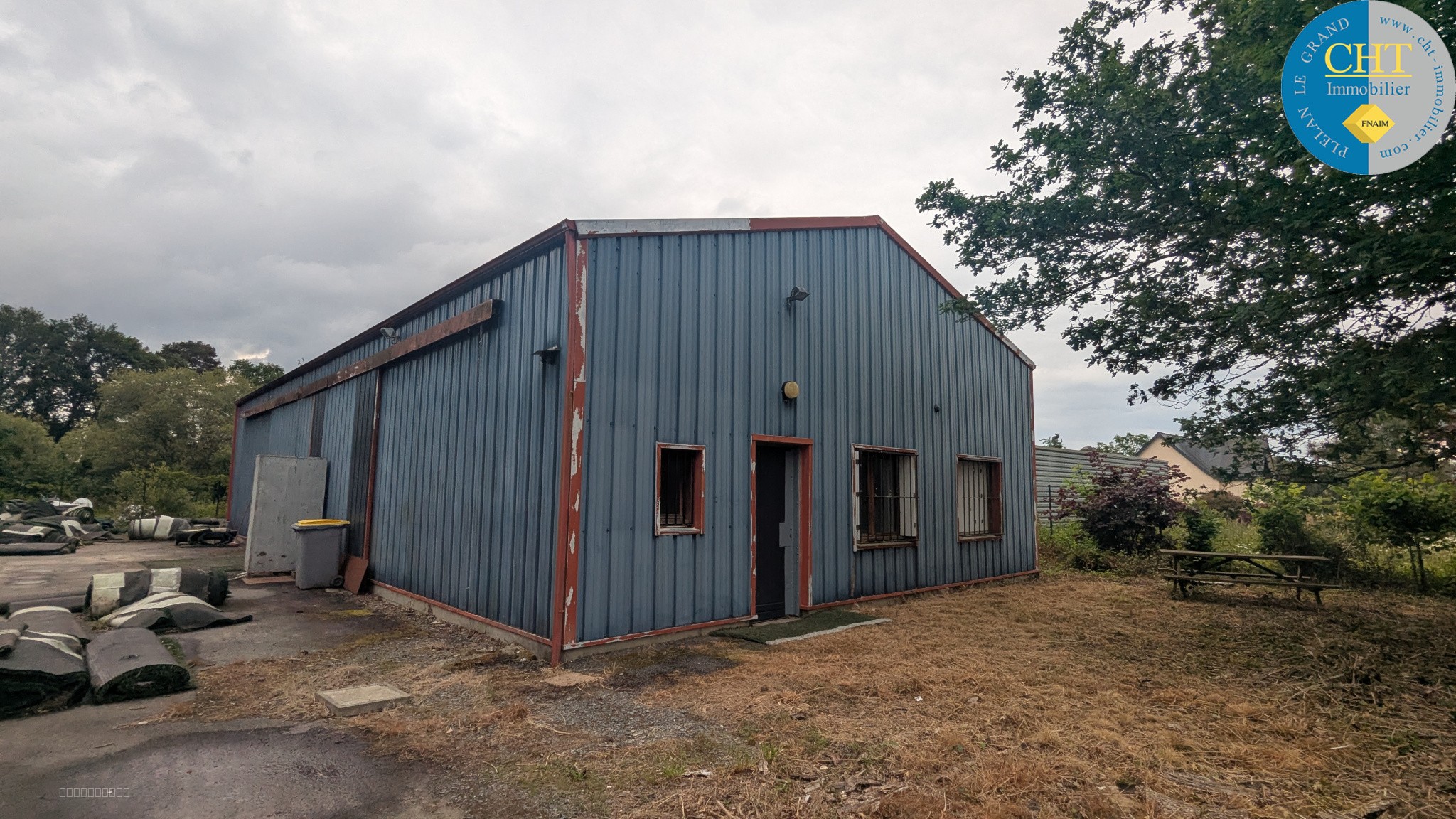 Entrepôt à louer à Maxent, 200 m², 2 pièces – photo 2 sur 10