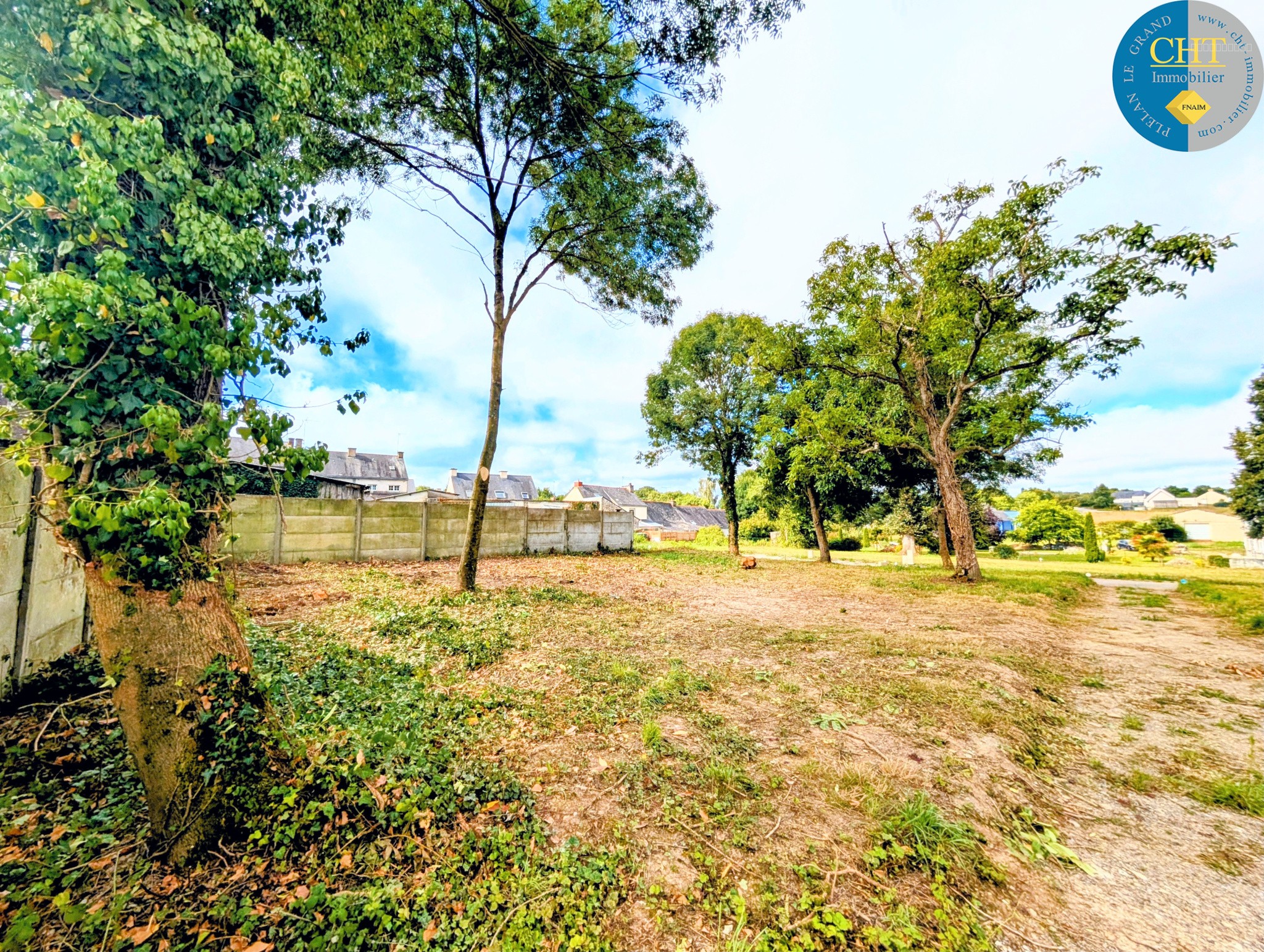 Terrain à vendre à Ruffiac, 491 m² – photo 1 sur 9