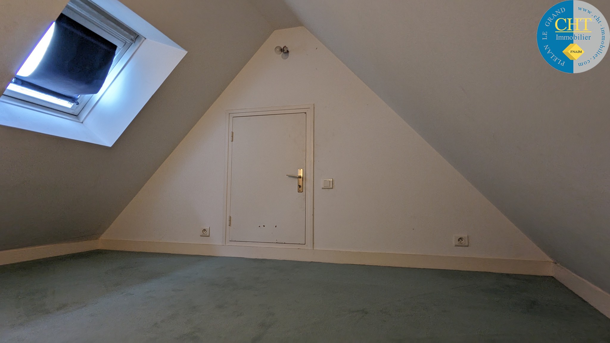 GUER - à louer - UN APPARTEMENT MEUBLÉ DE TYPE 5 — photo 17