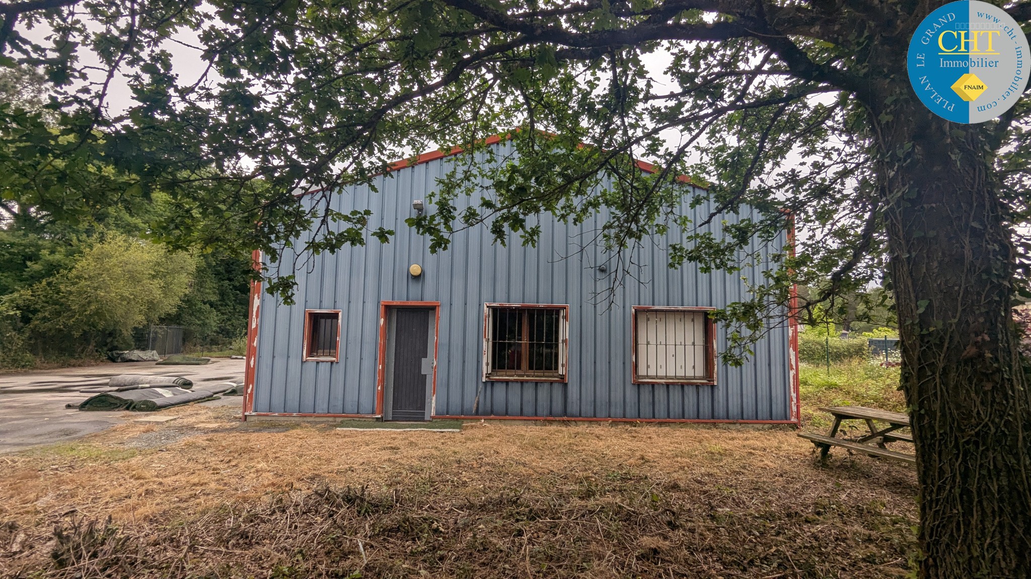 Entrepôt à louer à Maxent, 200 m², 2 pièces – photo 1 sur 10