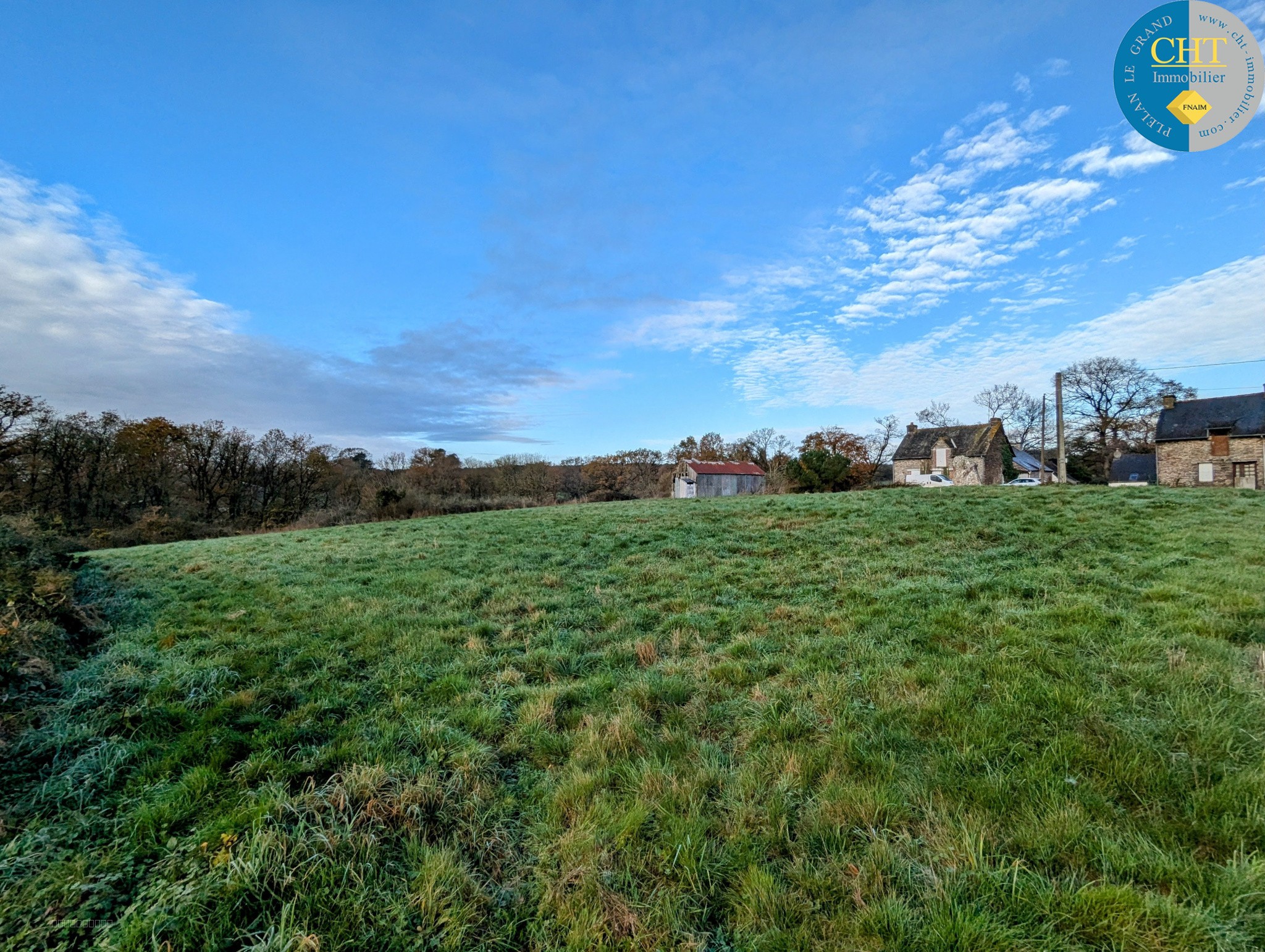 Terrain à vendre à Monteneuf, 1 015 m² – photo 2 sur 9